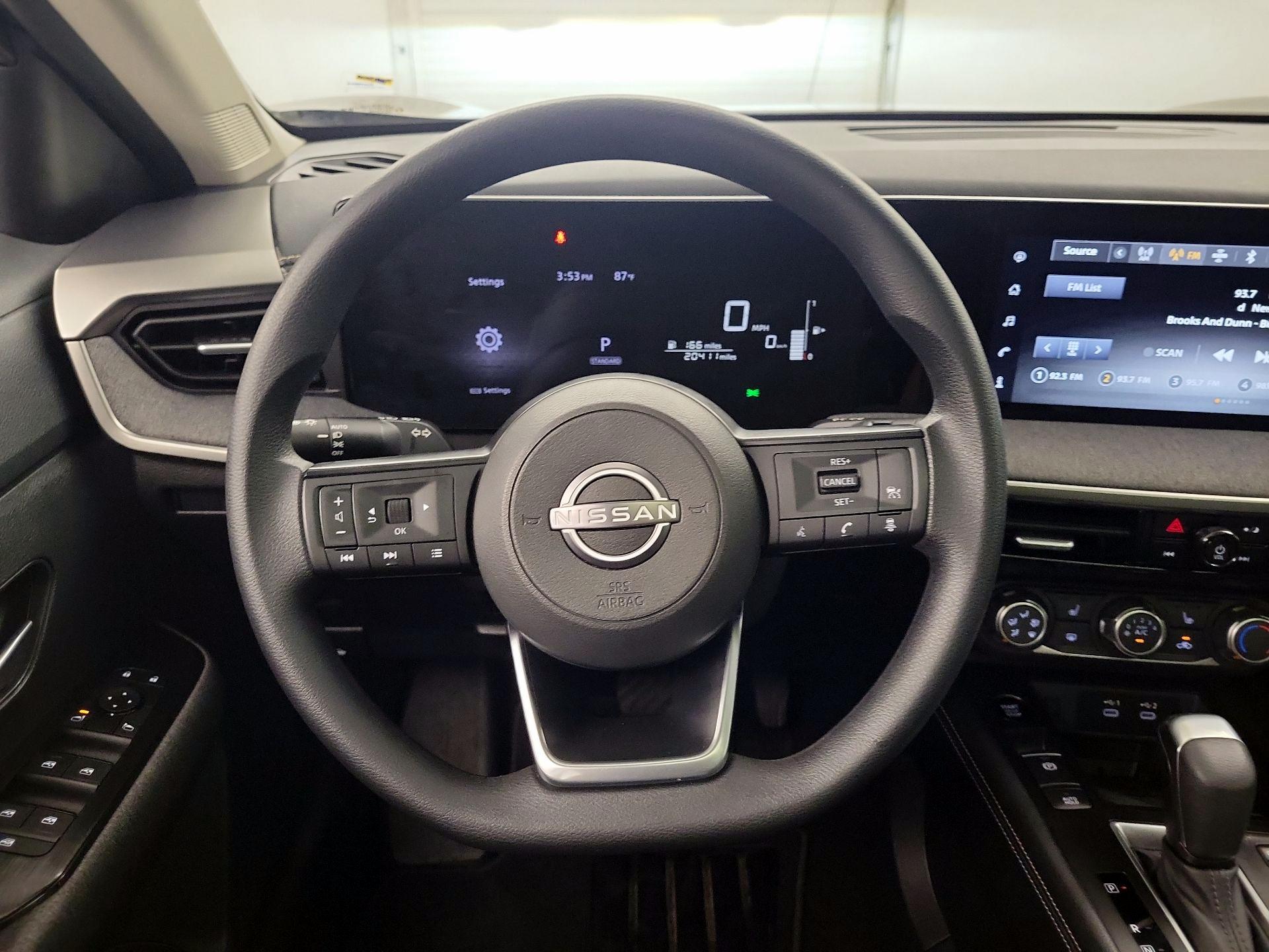 Thumbnail: 2025 Nissan Kicks - 10