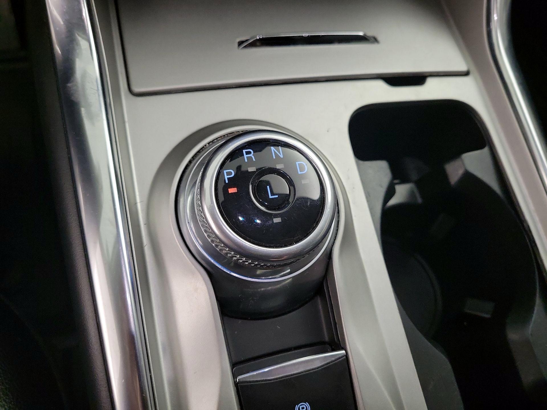 Thumbnail: 2022 Ford Explorer - 18