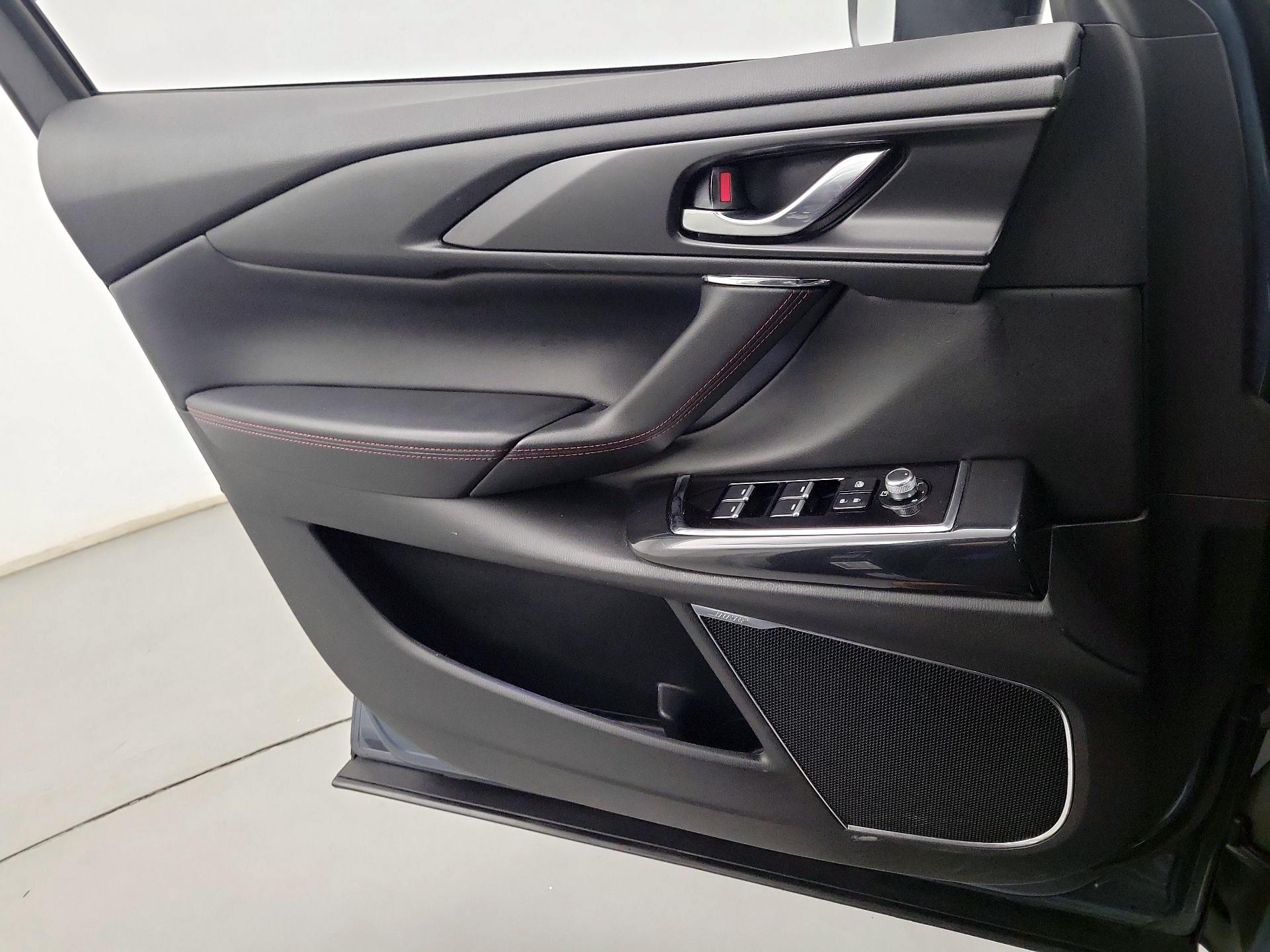 Thumbnail: 2022 Mazda CX-9 - 12