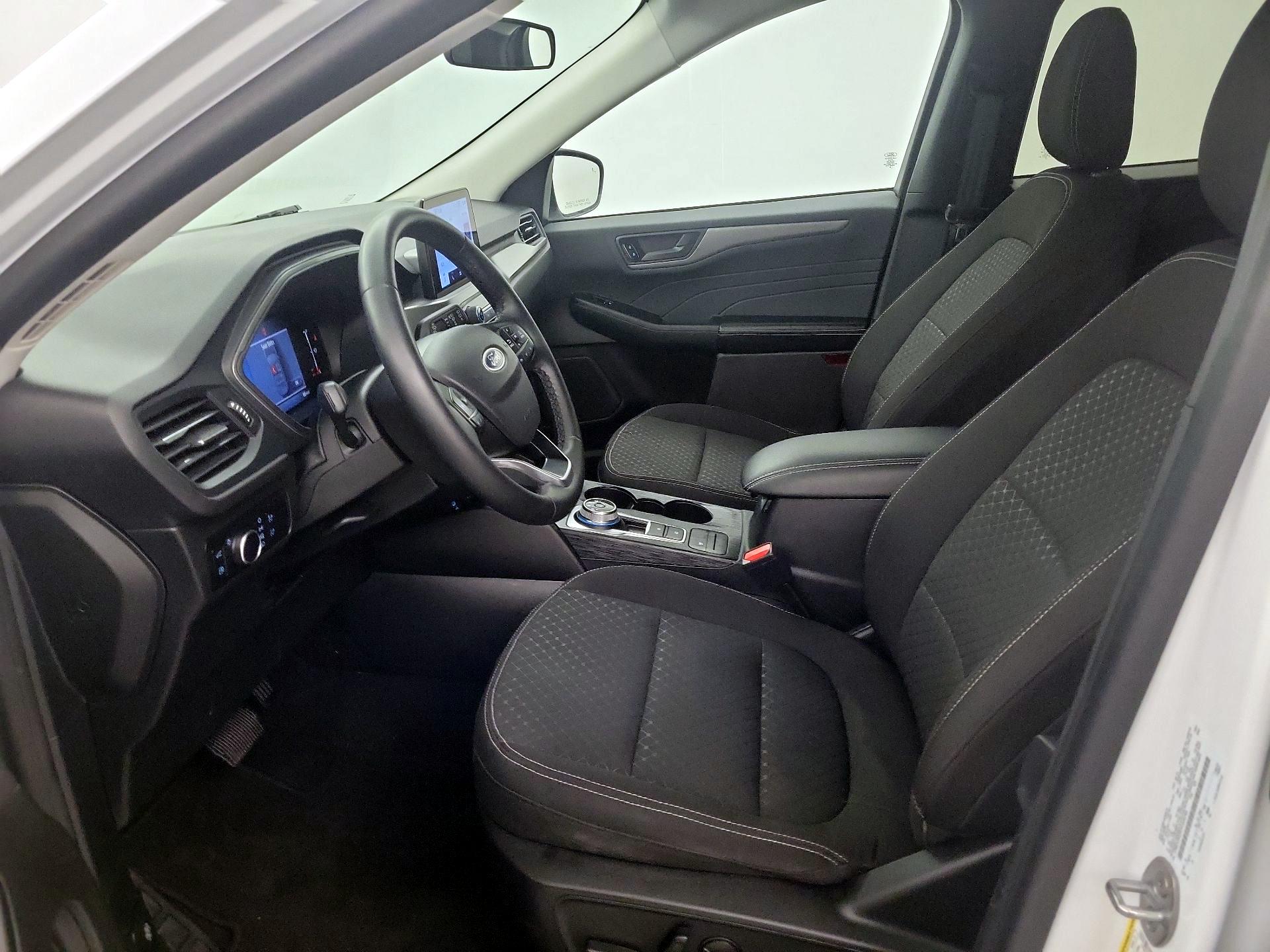 Thumbnail: 2023 Ford Escape - 11