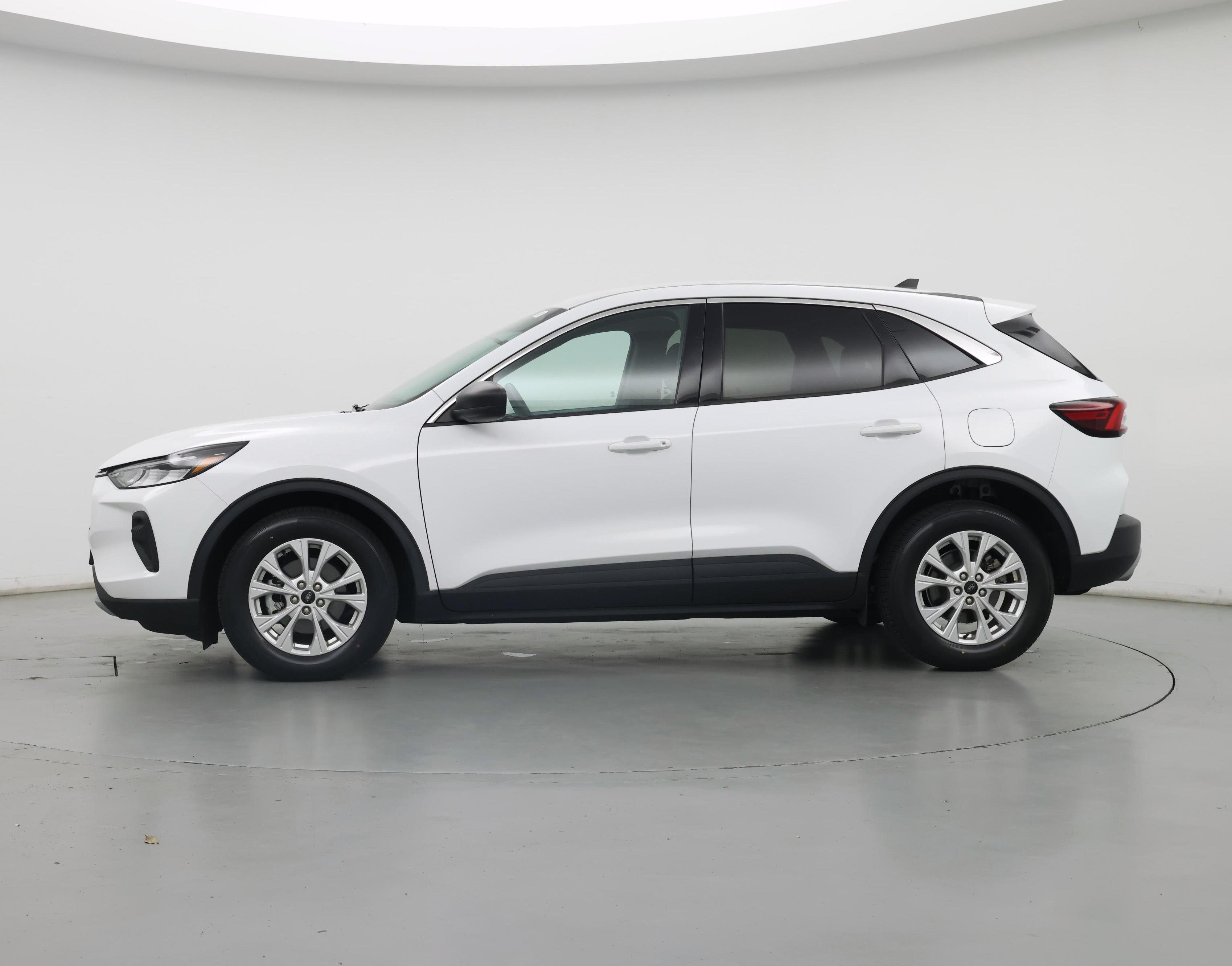 Thumbnail: 2023 Ford Escape - 3