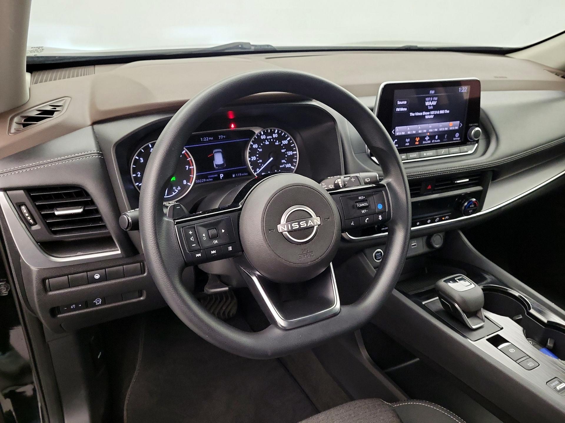 Thumbnail: 2023 Nissan Rogue - 9