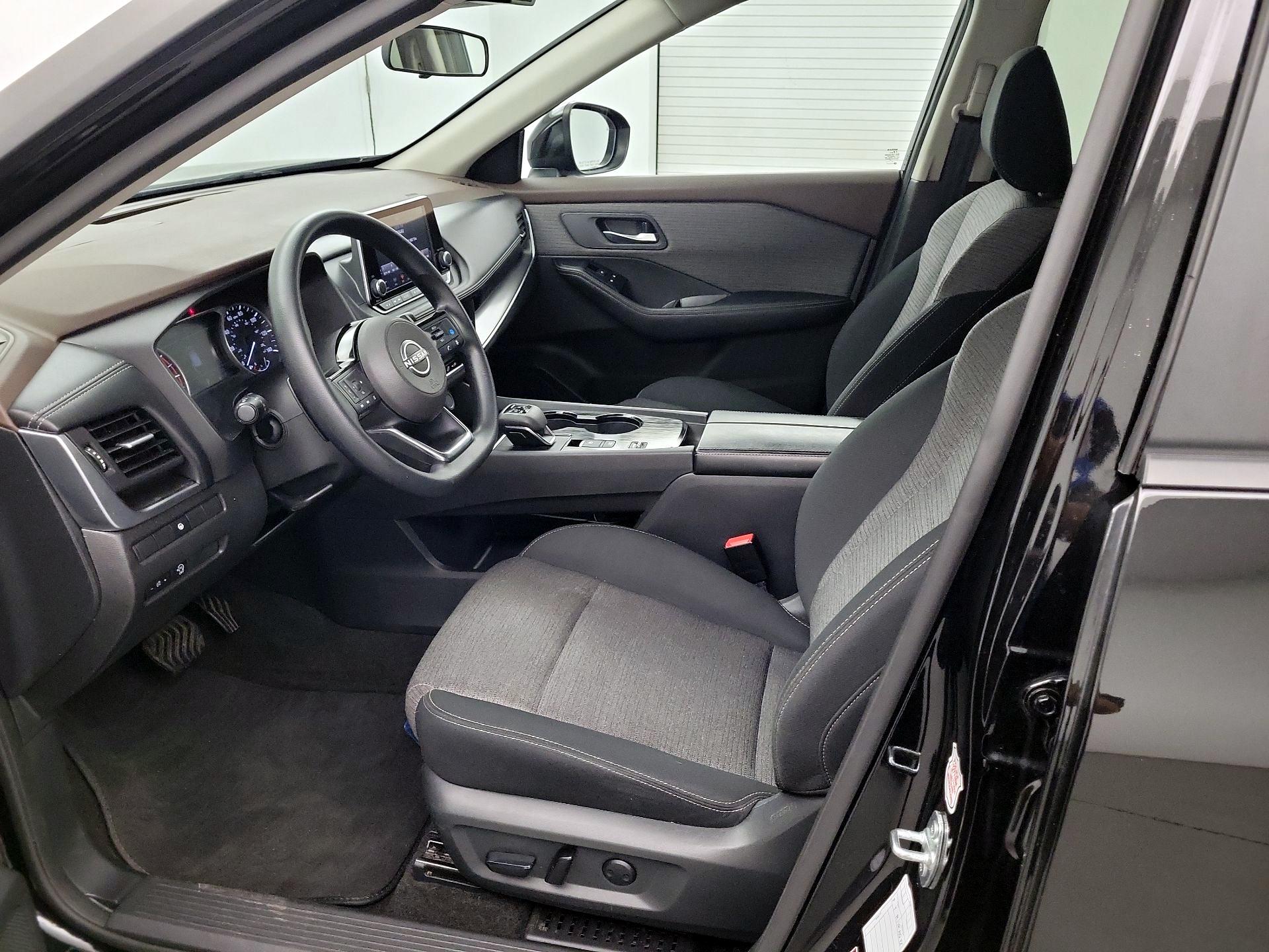 Thumbnail: 2023 Nissan Rogue - 11