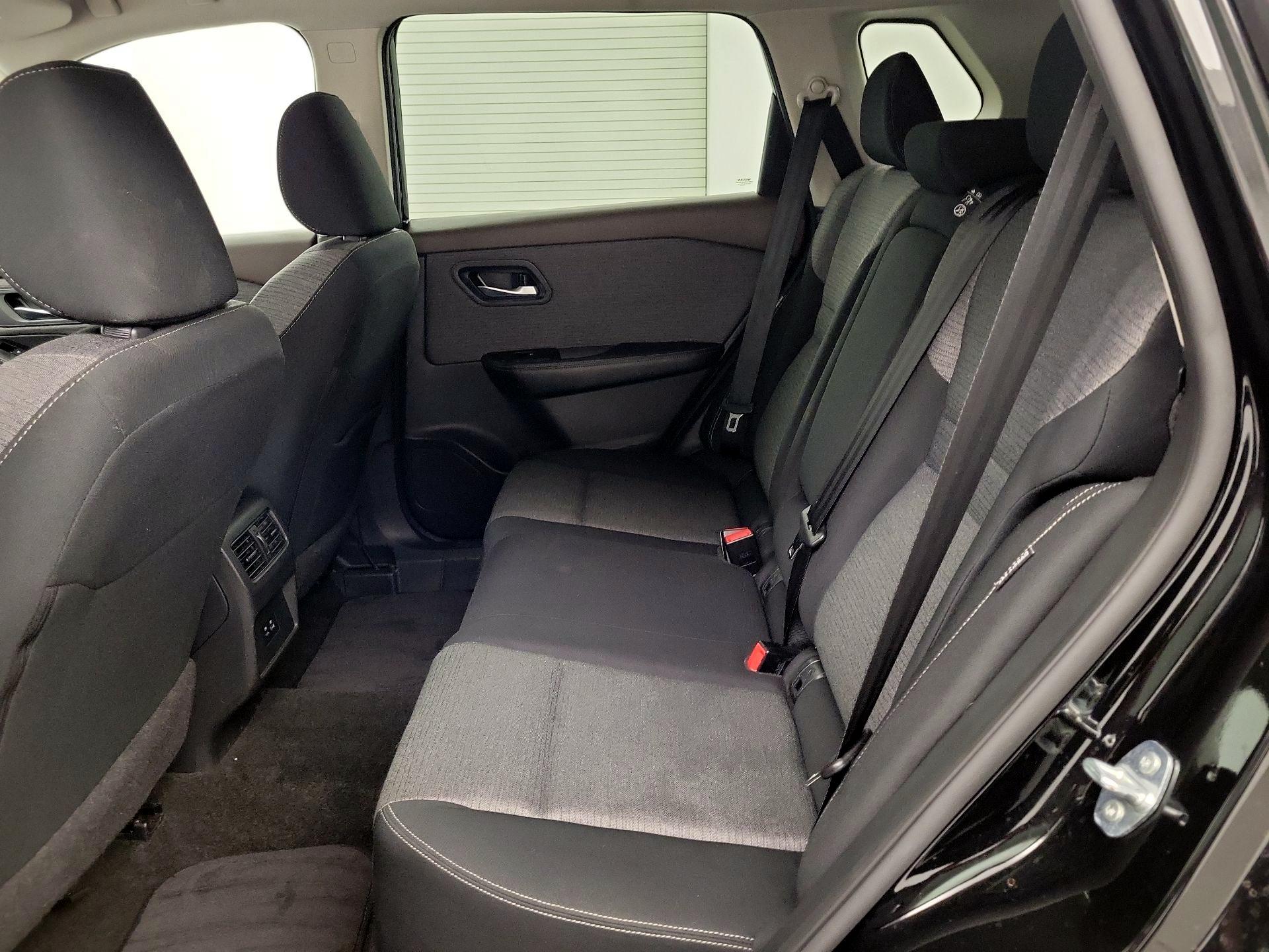 Thumbnail: 2023 Nissan Rogue - 18