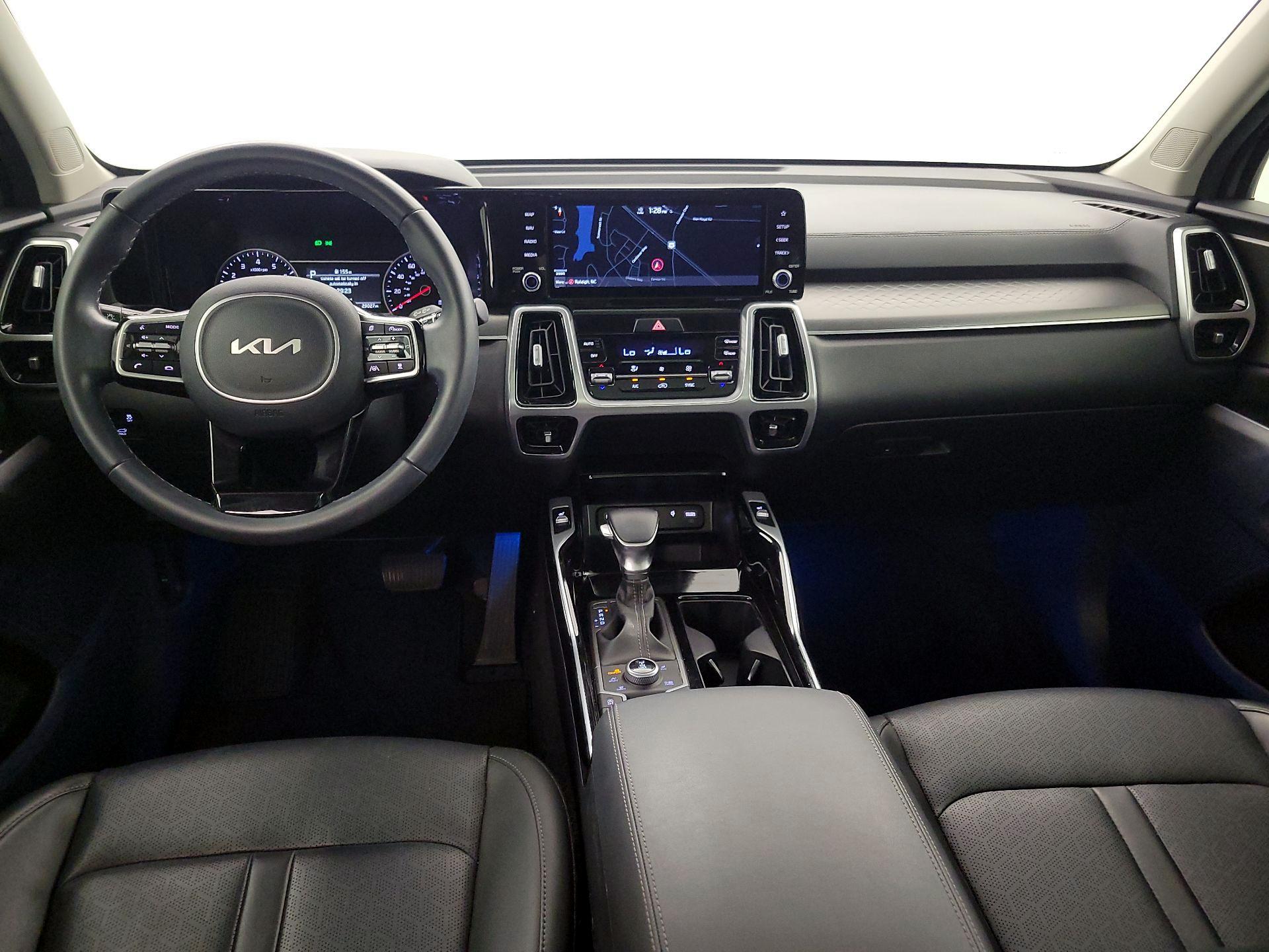 Thumbnail: 2022 Kia Sorento - 9