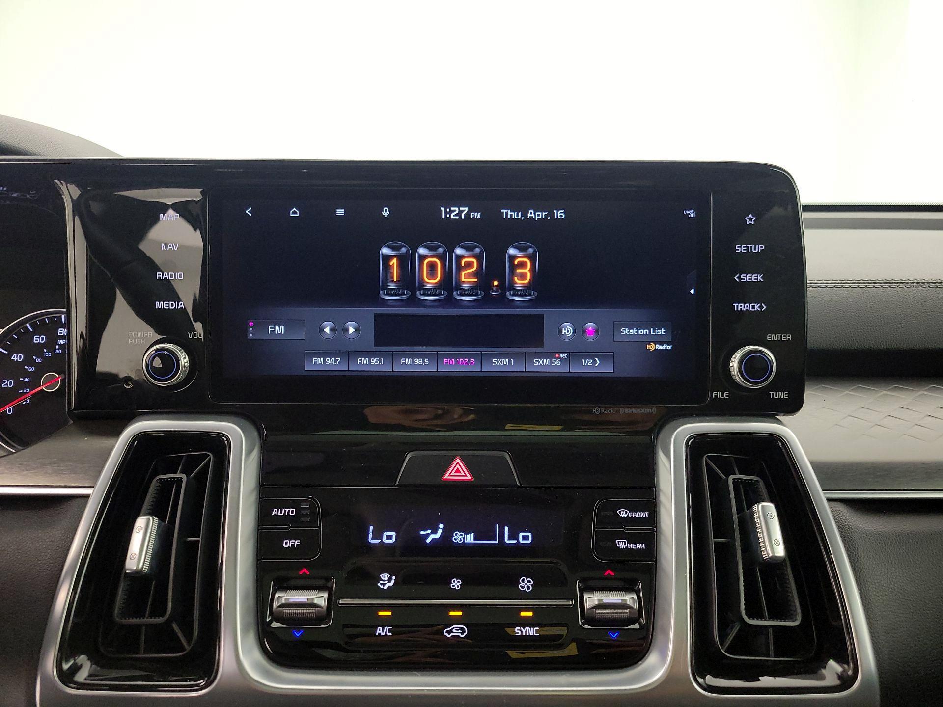 Thumbnail: 2022 Kia Sorento - 16