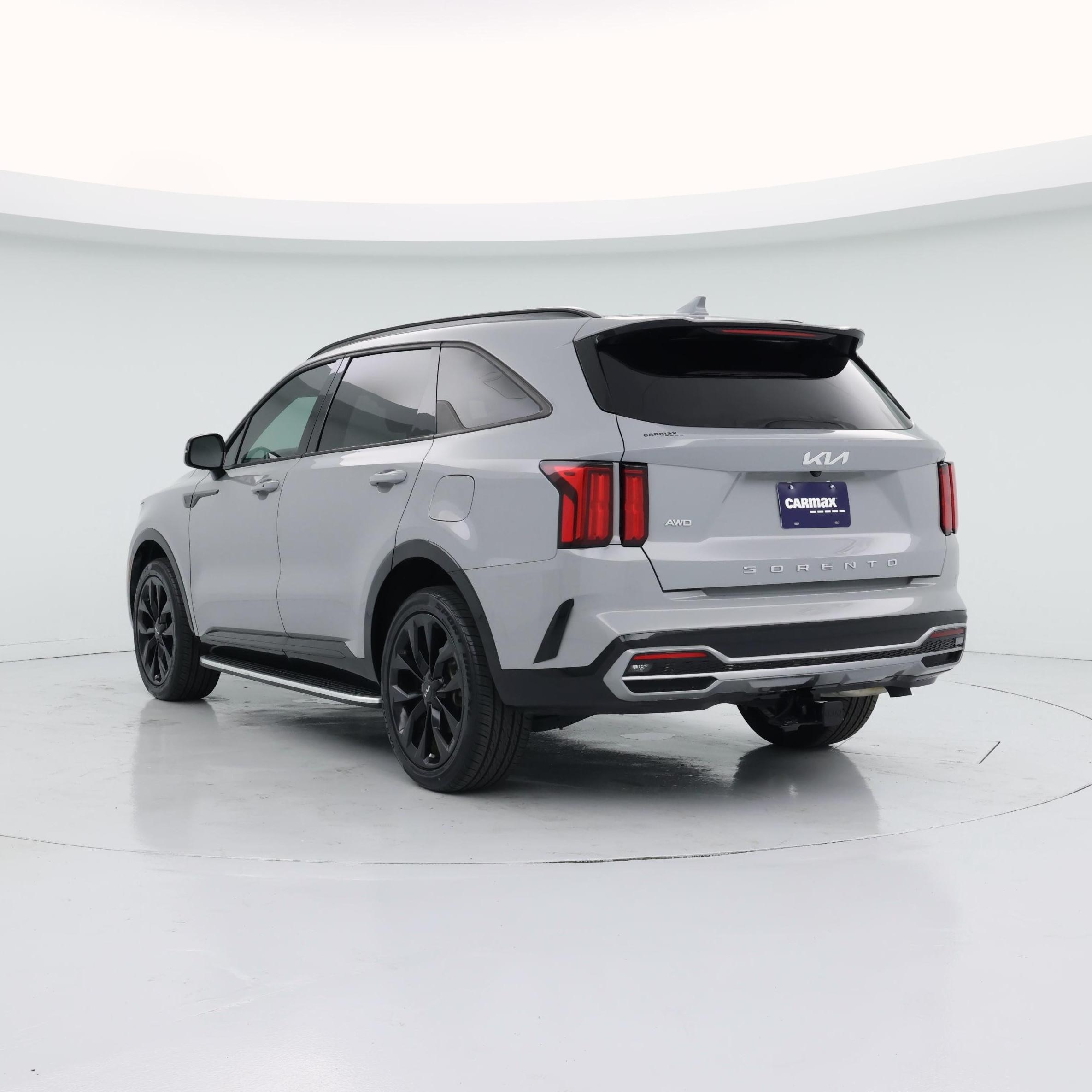 Thumbnail: 2022 Kia Sorento - 2