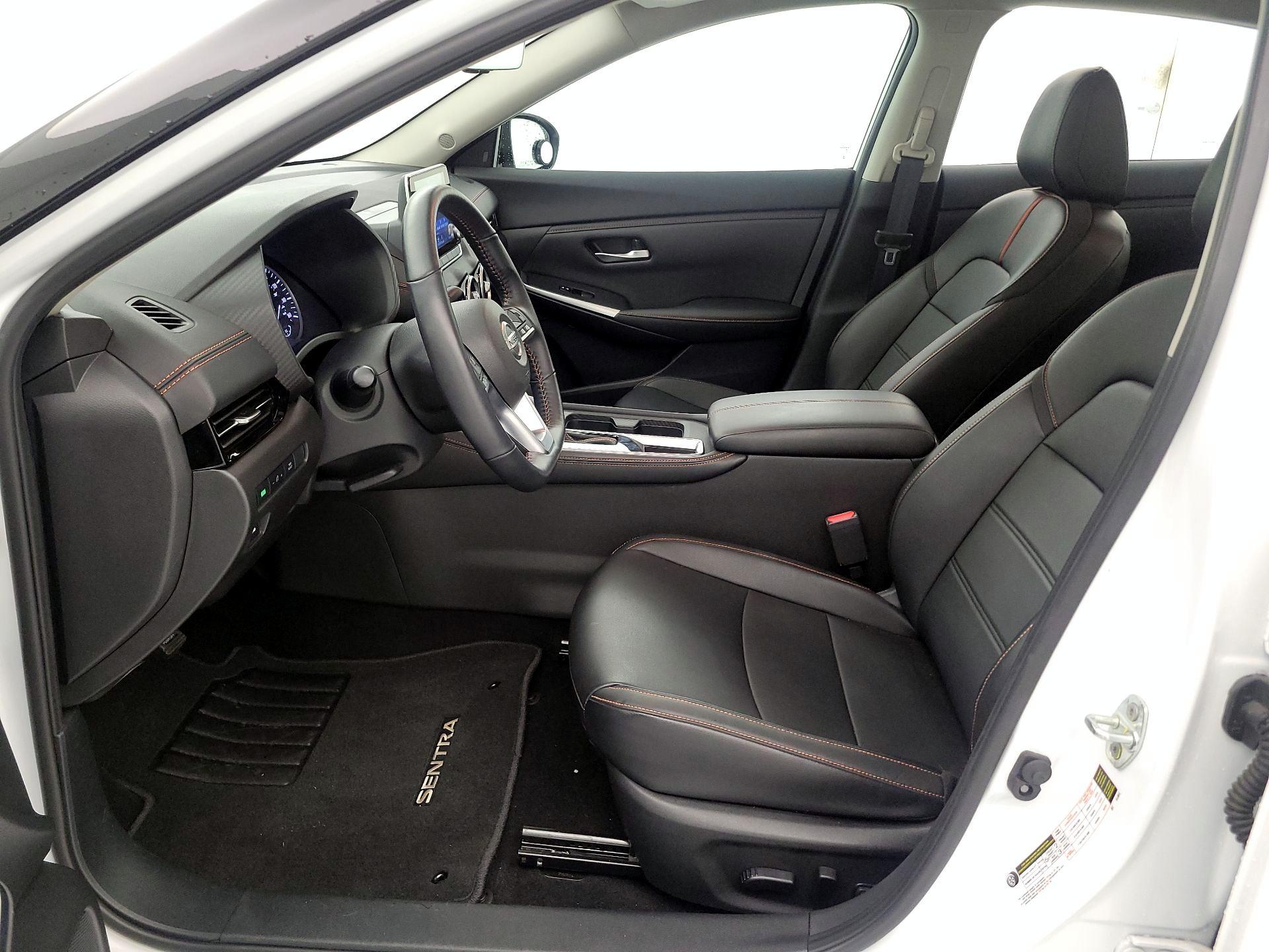 Thumbnail: 2022 Nissan Sentra - 11