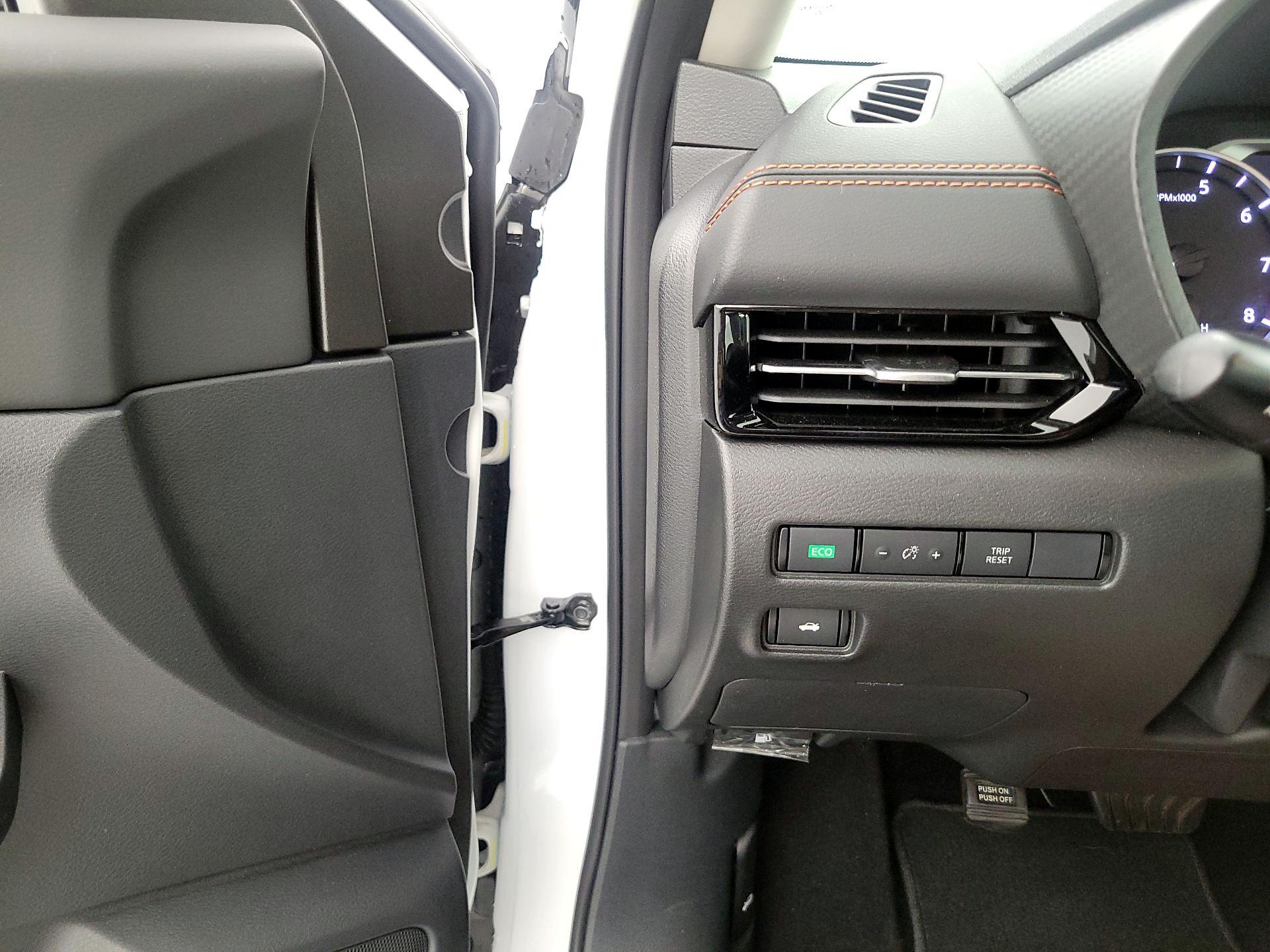 Thumbnail: 2022 Nissan Sentra - 13