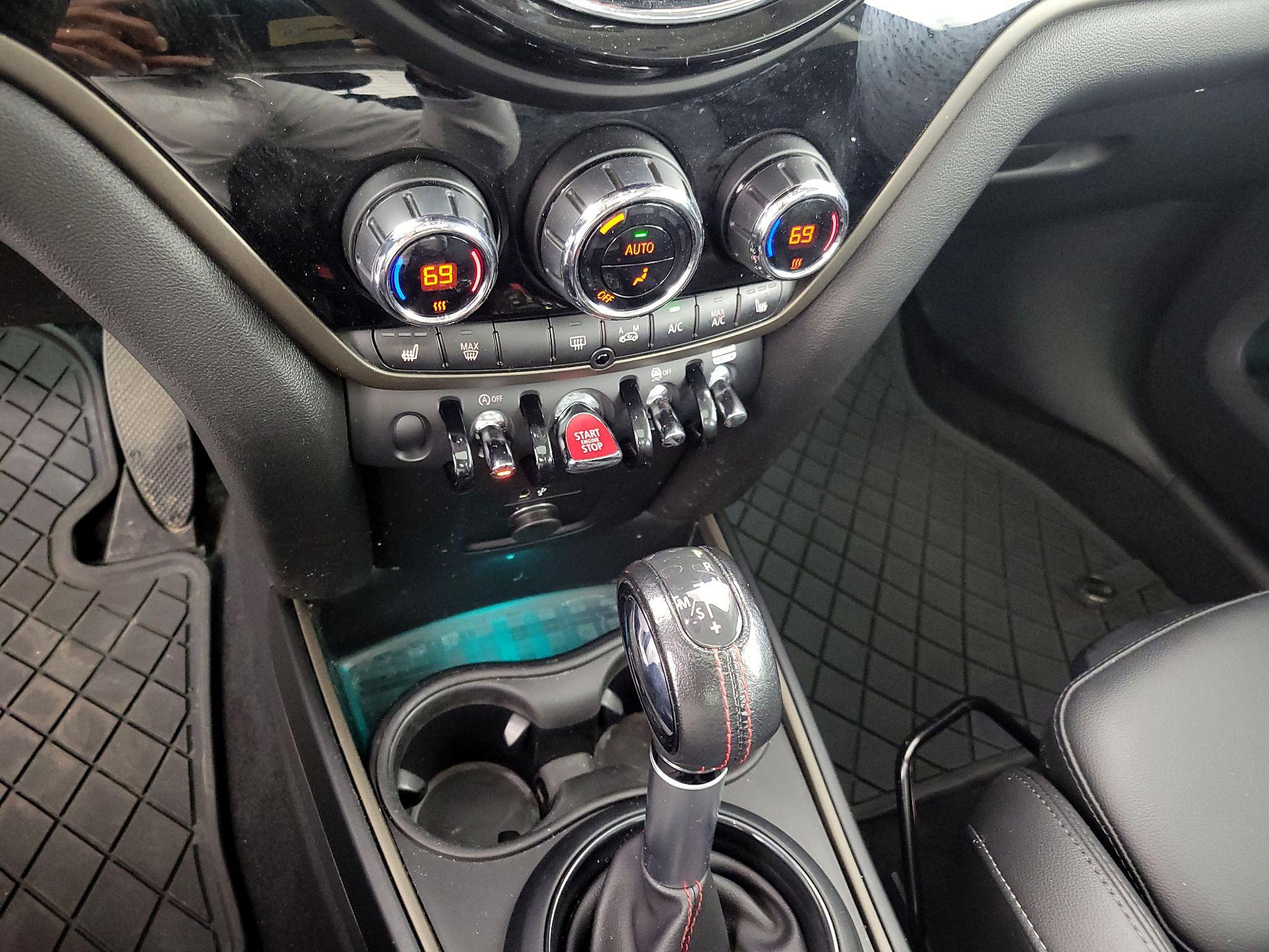 Thumbnail: 2019 MINI Cooper Countryman - 16