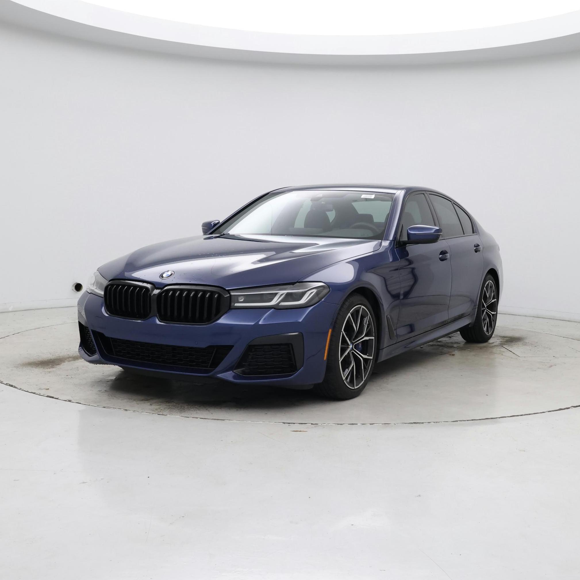 Thumbnail: 2023 BMW 5 Series - 4