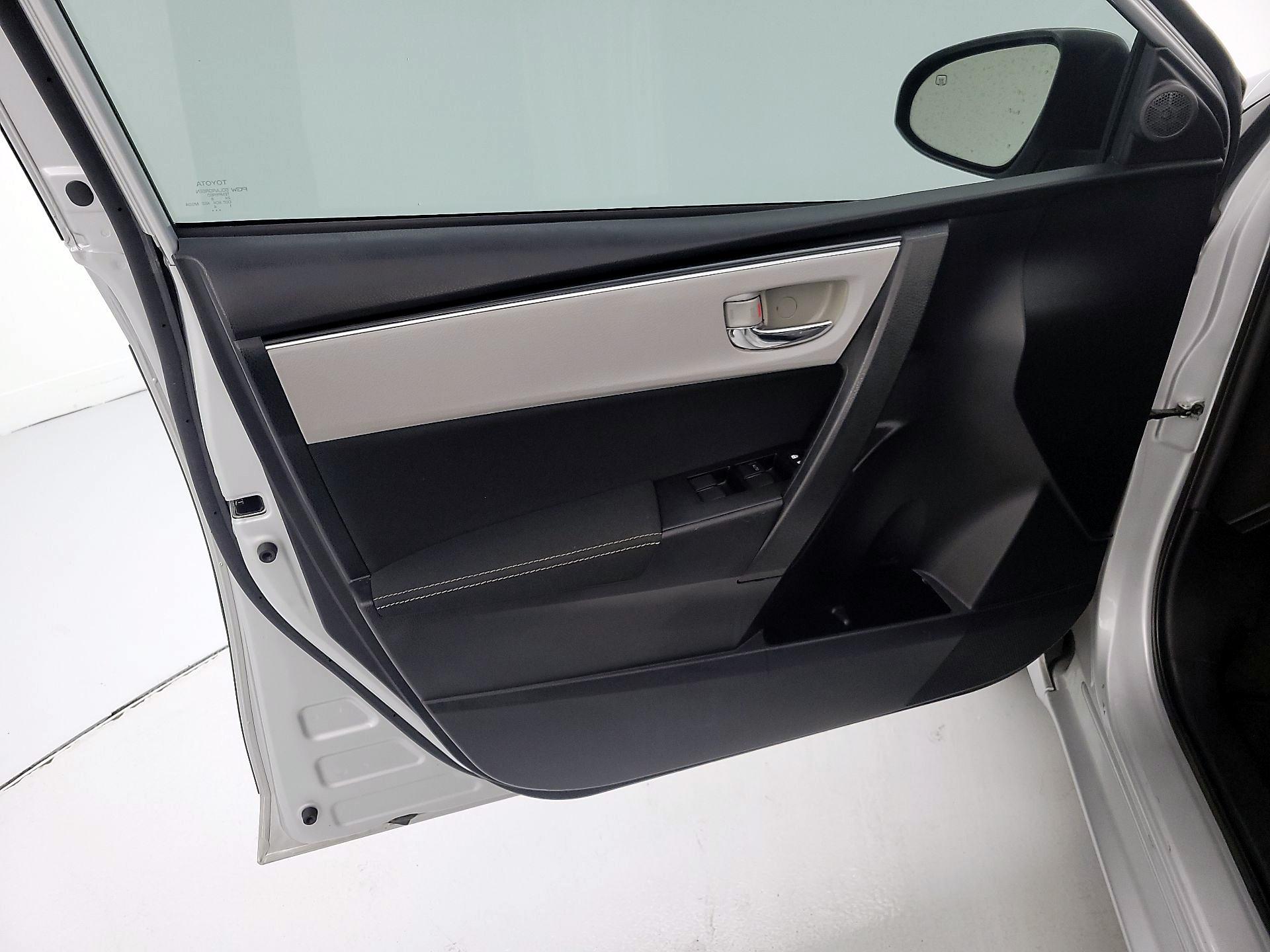 Thumbnail: 2019 Toyota Corolla - 12