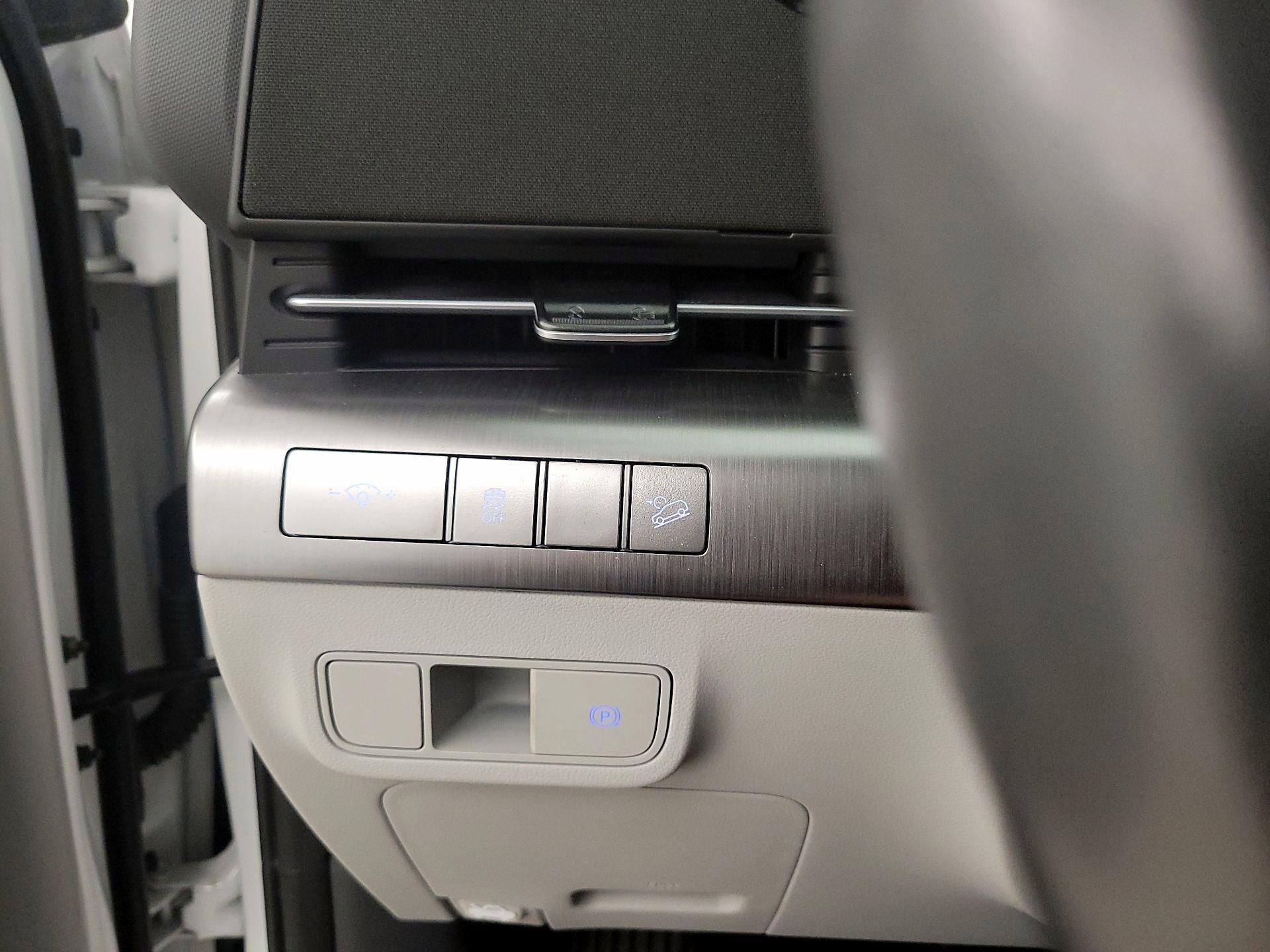 Thumbnail: 2024 Hyundai Kona - 13