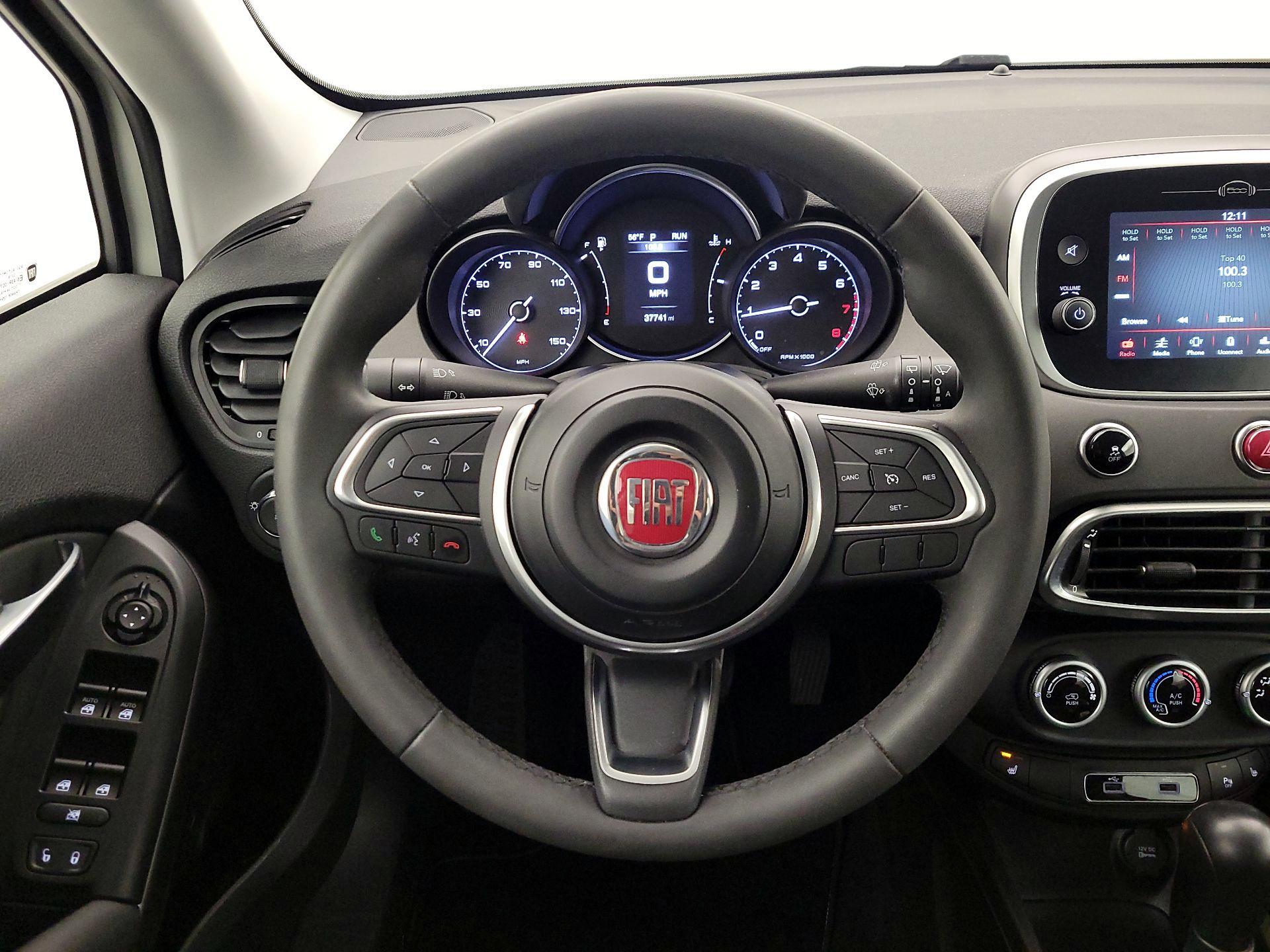 Thumbnail: 2023 Fiat 500X - 10