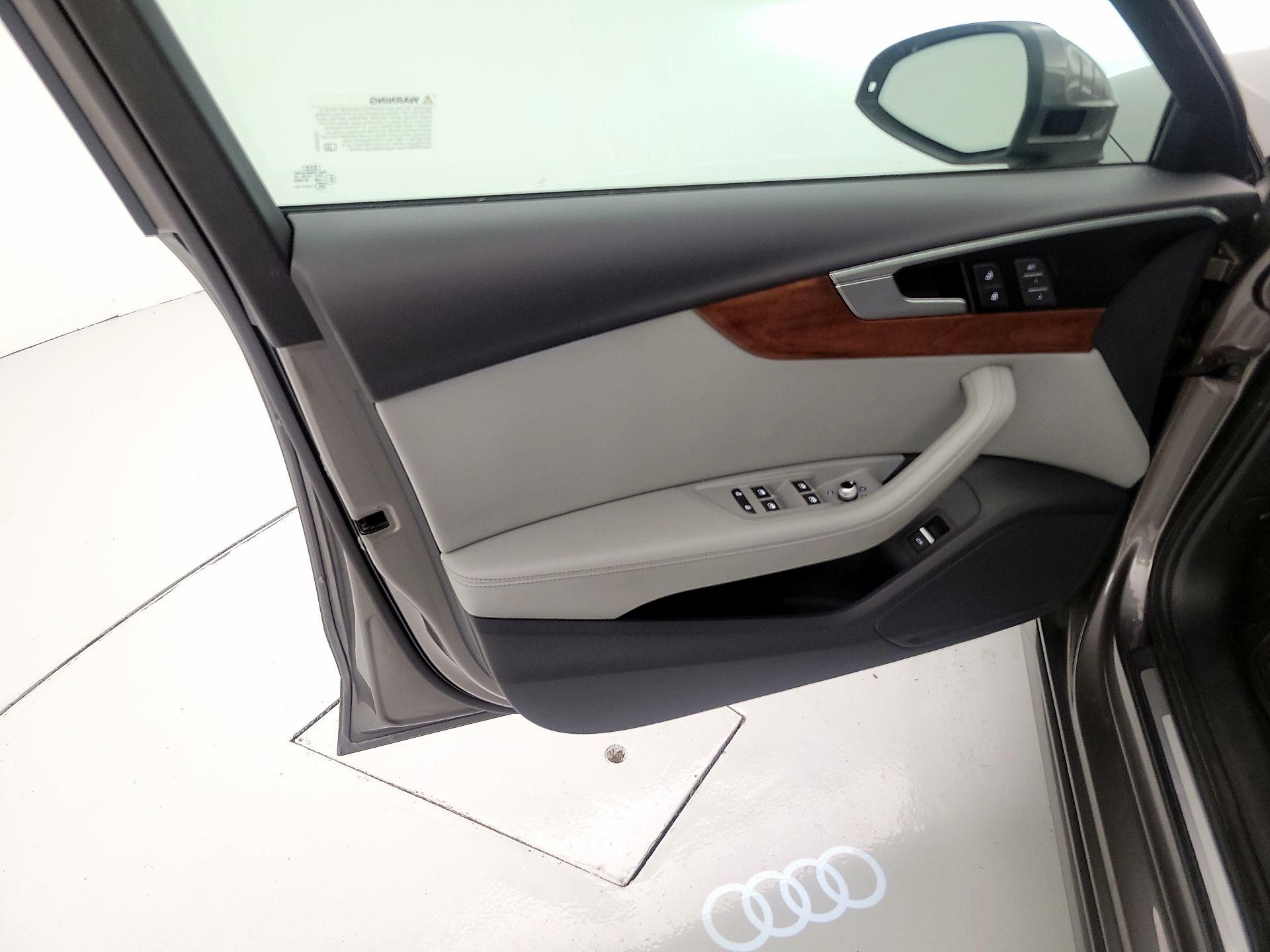 Thumbnail: 2022 Audi A4 - 12