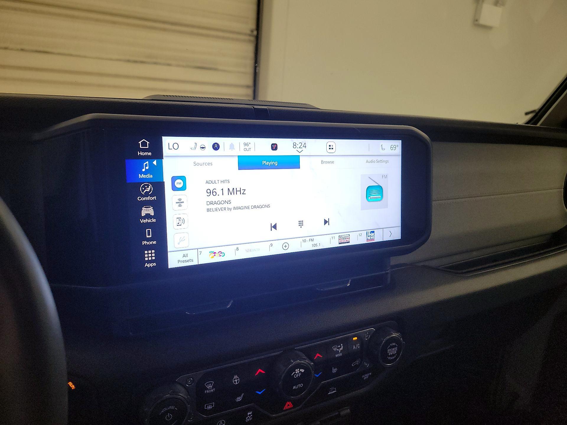 Thumbnail: 2024 Jeep Wrangler - 15