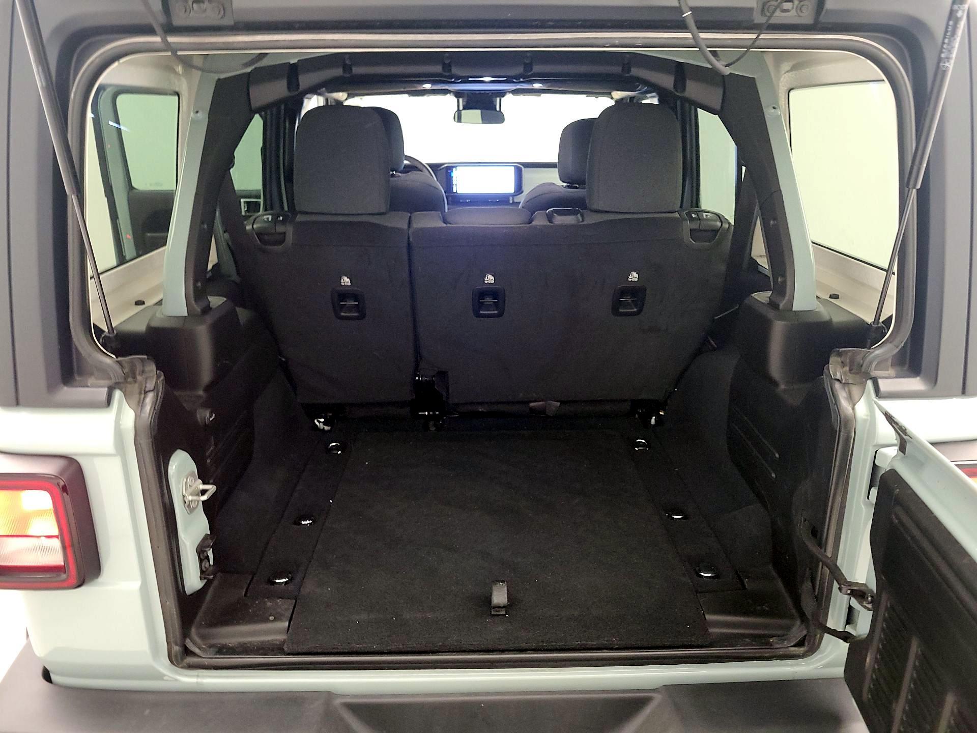 Thumbnail: 2024 Jeep Wrangler - 20