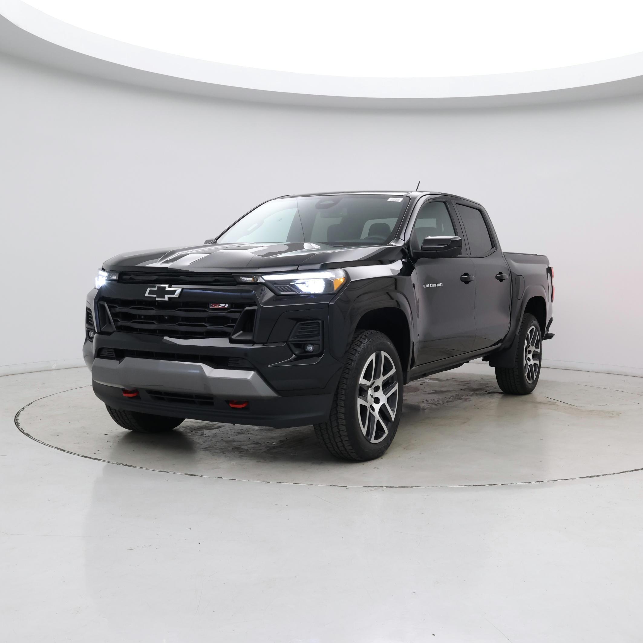 Thumbnail: 2024 Chevrolet Colorado - 4