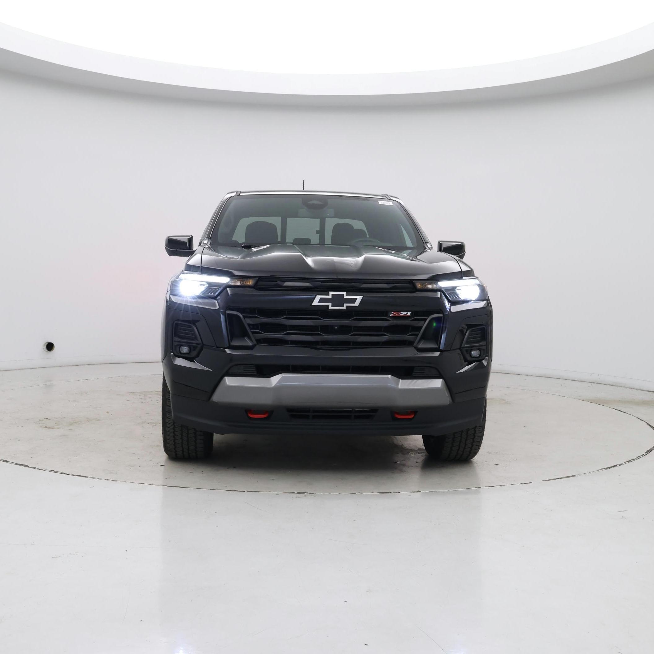 Thumbnail: 2024 Chevrolet Colorado - 5