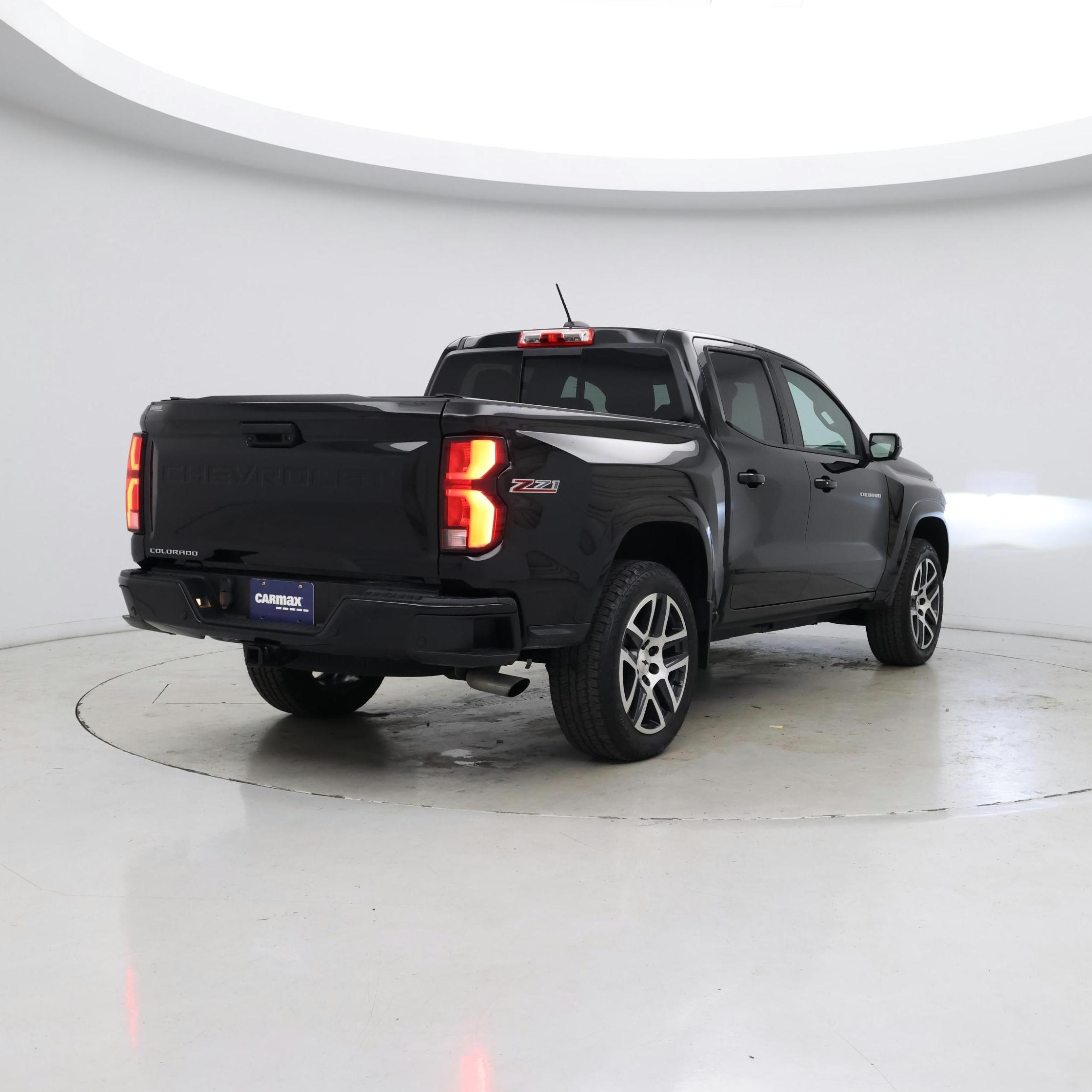 Thumbnail: 2024 Chevrolet Colorado - 8