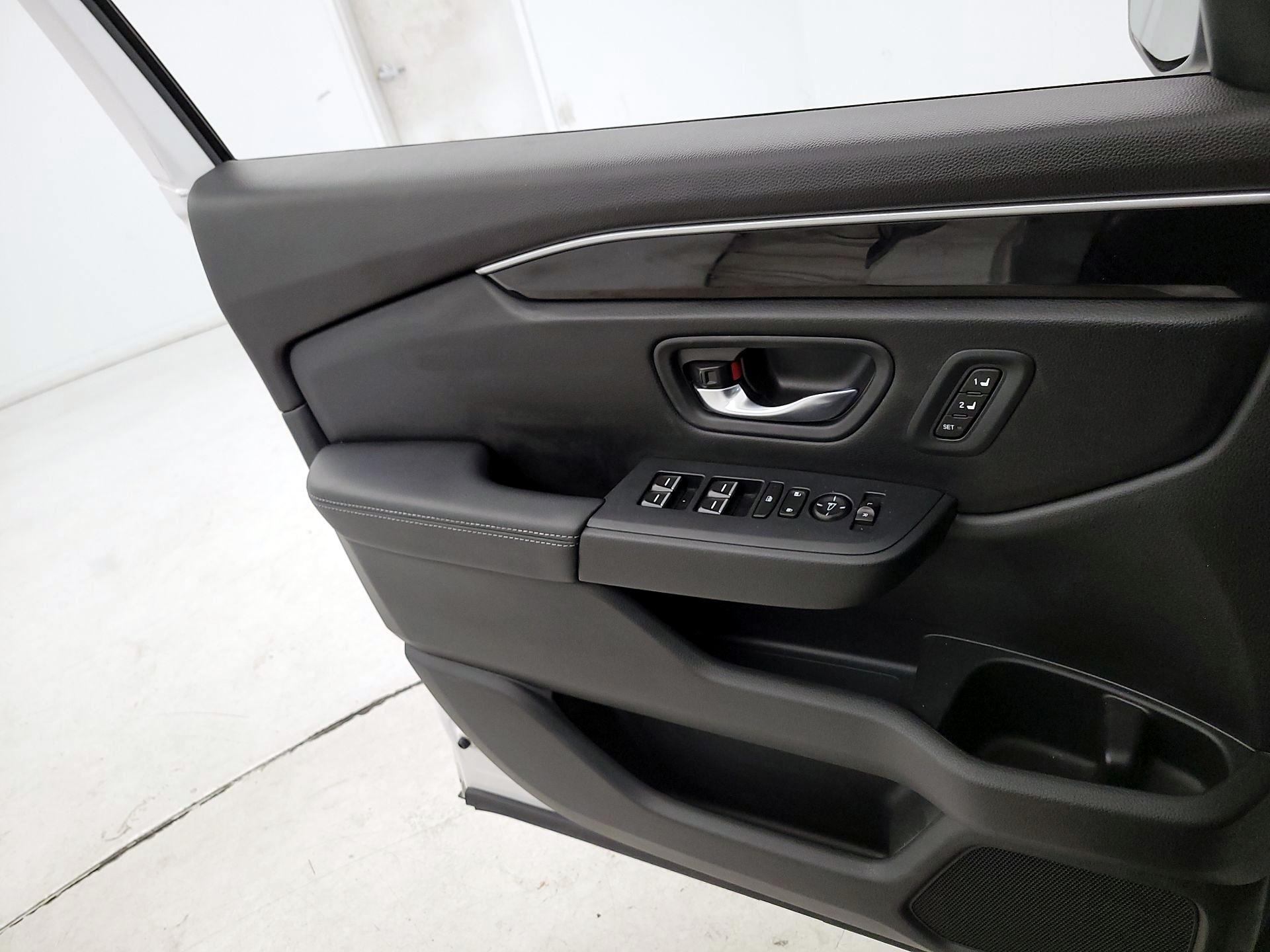 Thumbnail: 2025 Honda Pilot - 12