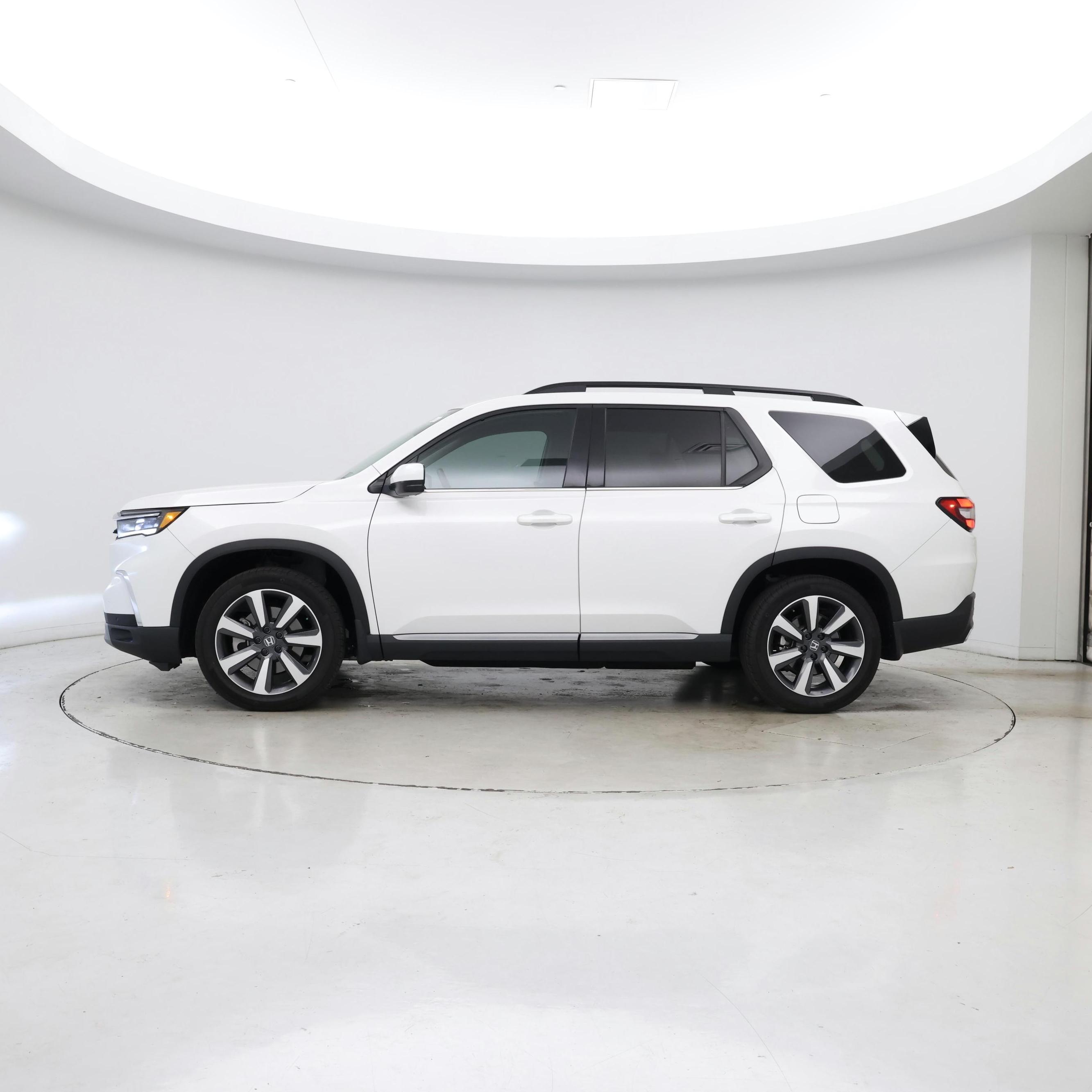 Thumbnail: 2025 Honda Pilot - 3