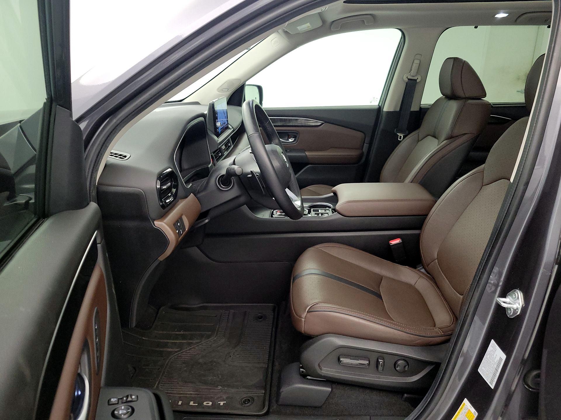 Thumbnail: 2023 Honda Pilot - 11