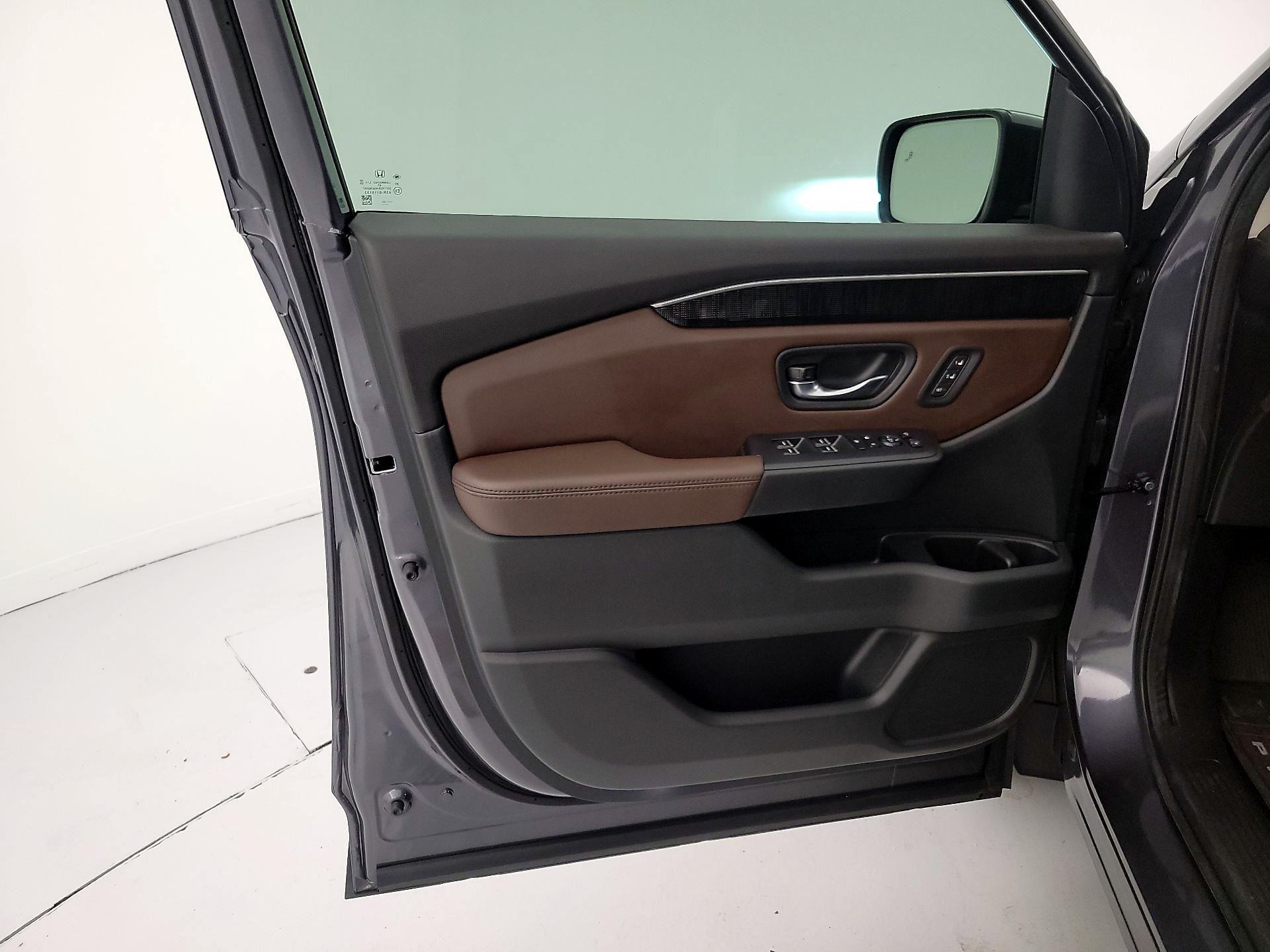 Thumbnail: 2023 Honda Pilot - 12