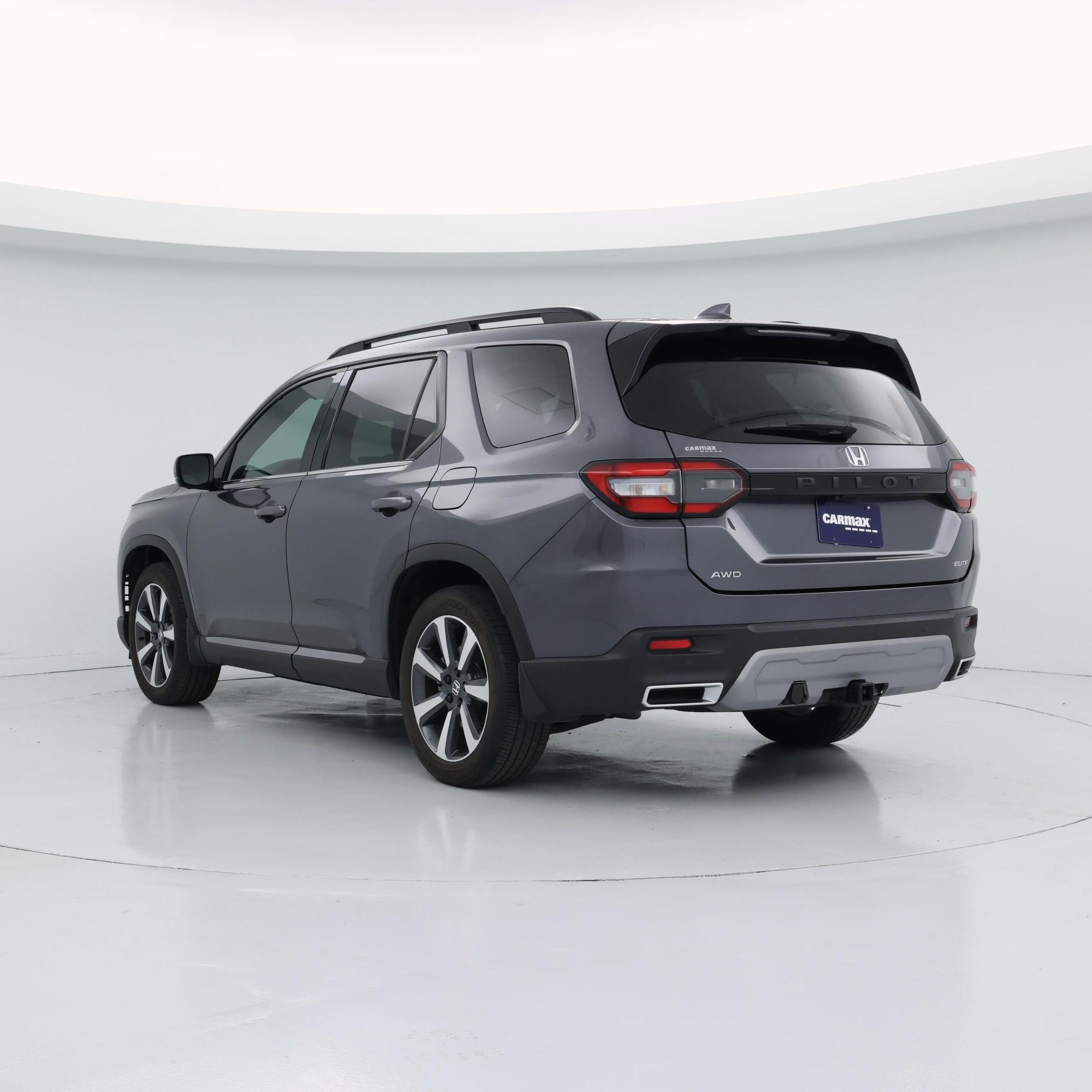 Thumbnail: 2023 Honda Pilot - 2