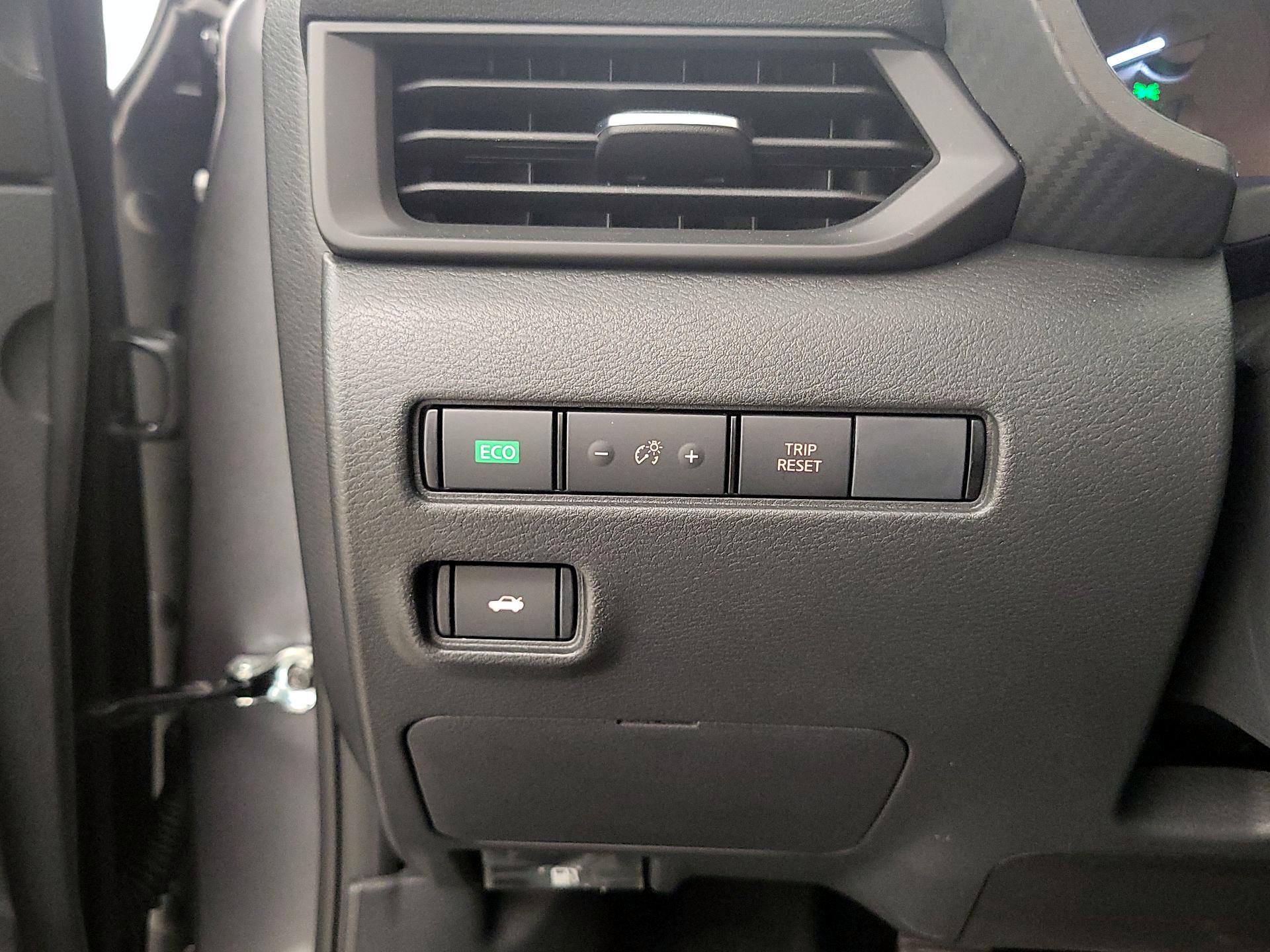 Thumbnail: 2025 Nissan Sentra - 13