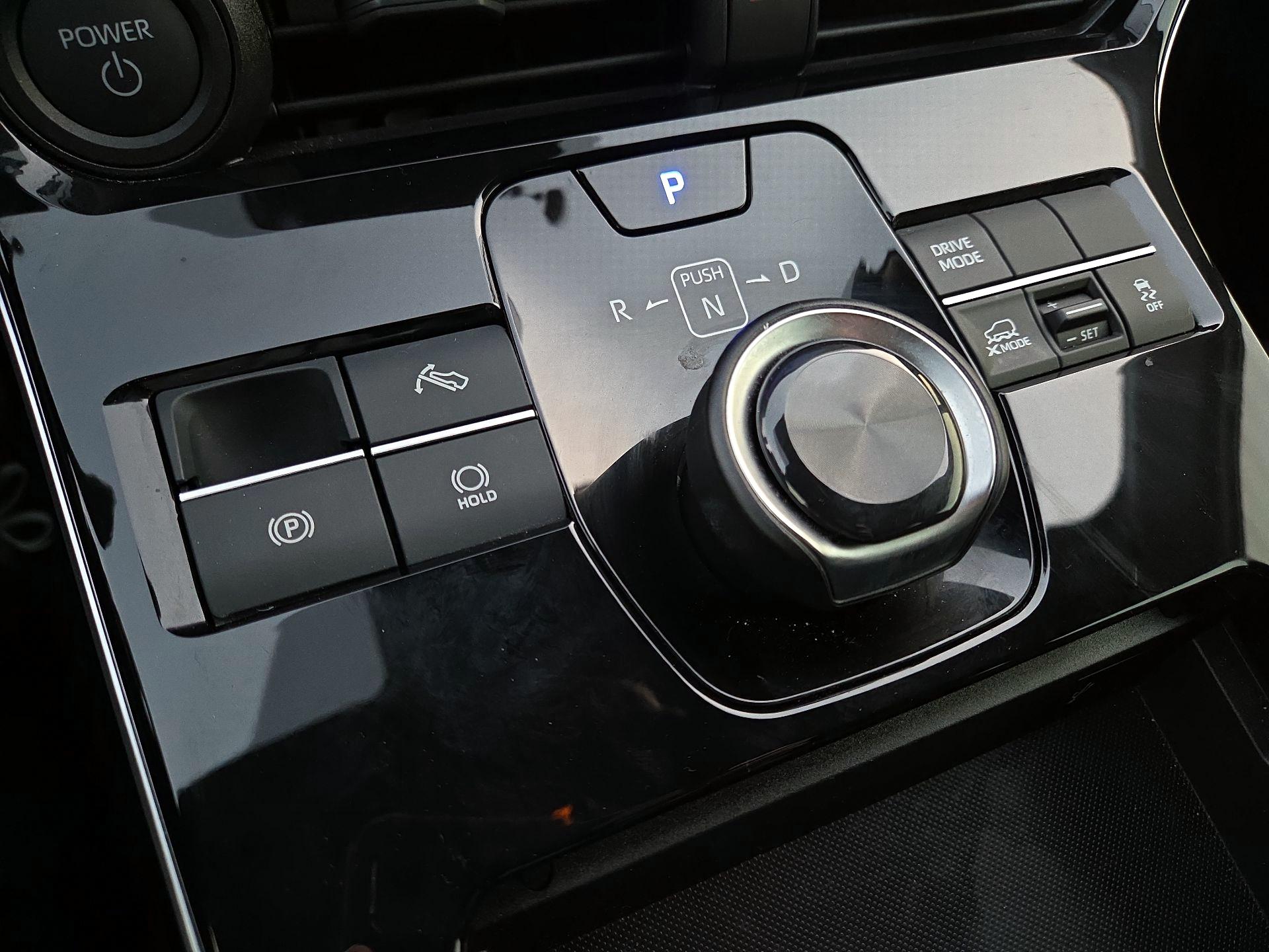 Thumbnail: 2025 Subaru Solterra - 17