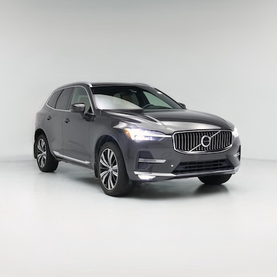 2022 Volvo XC60 B5 Momentum