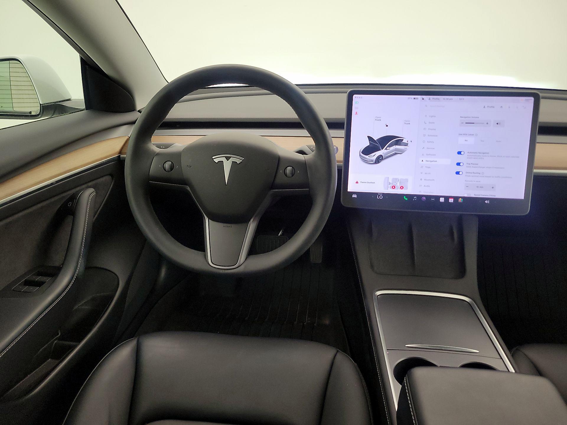 Thumbnail: 2021 Tesla Model 3 - 10