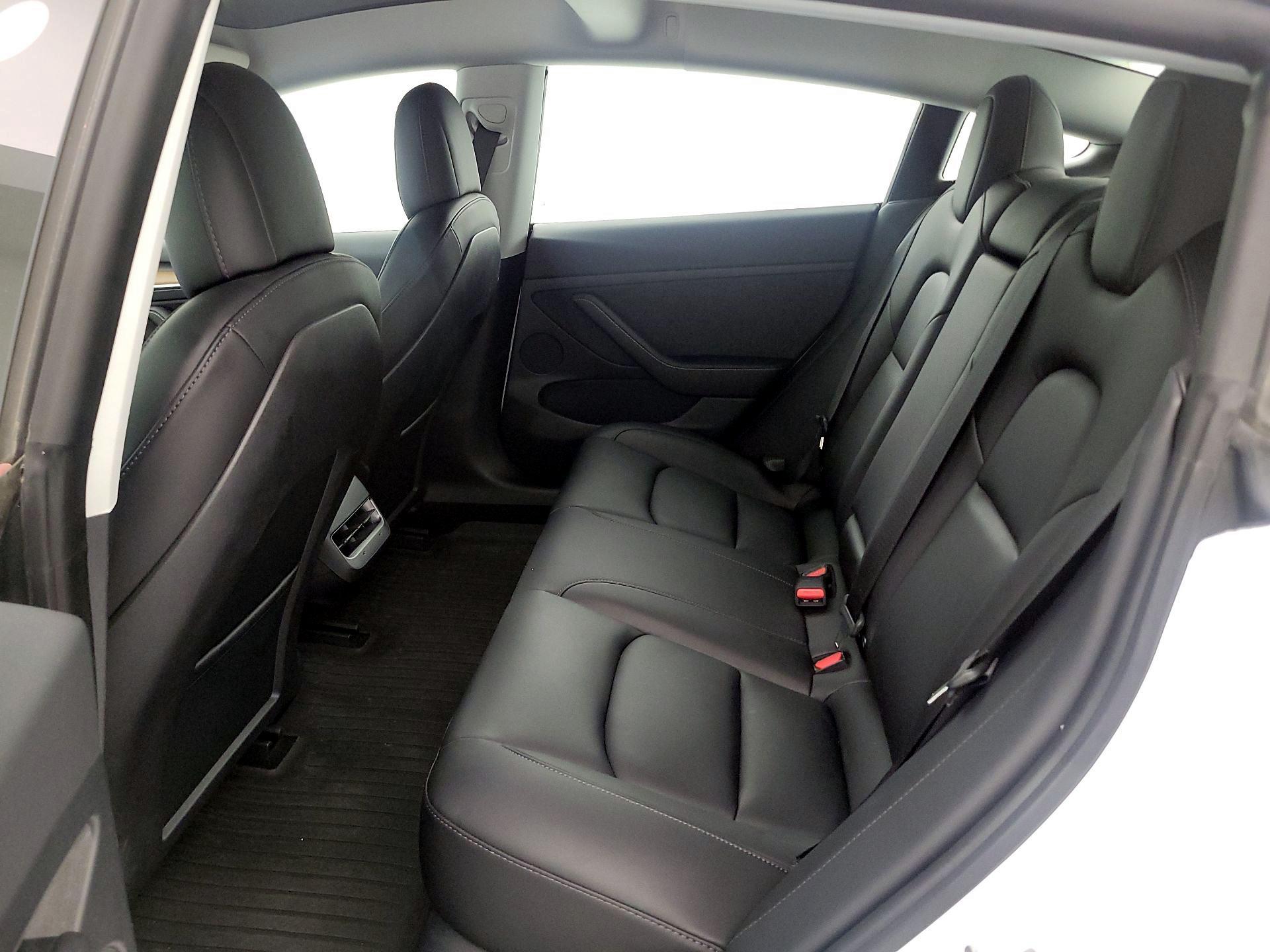 Thumbnail: 2021 Tesla Model 3 - 20