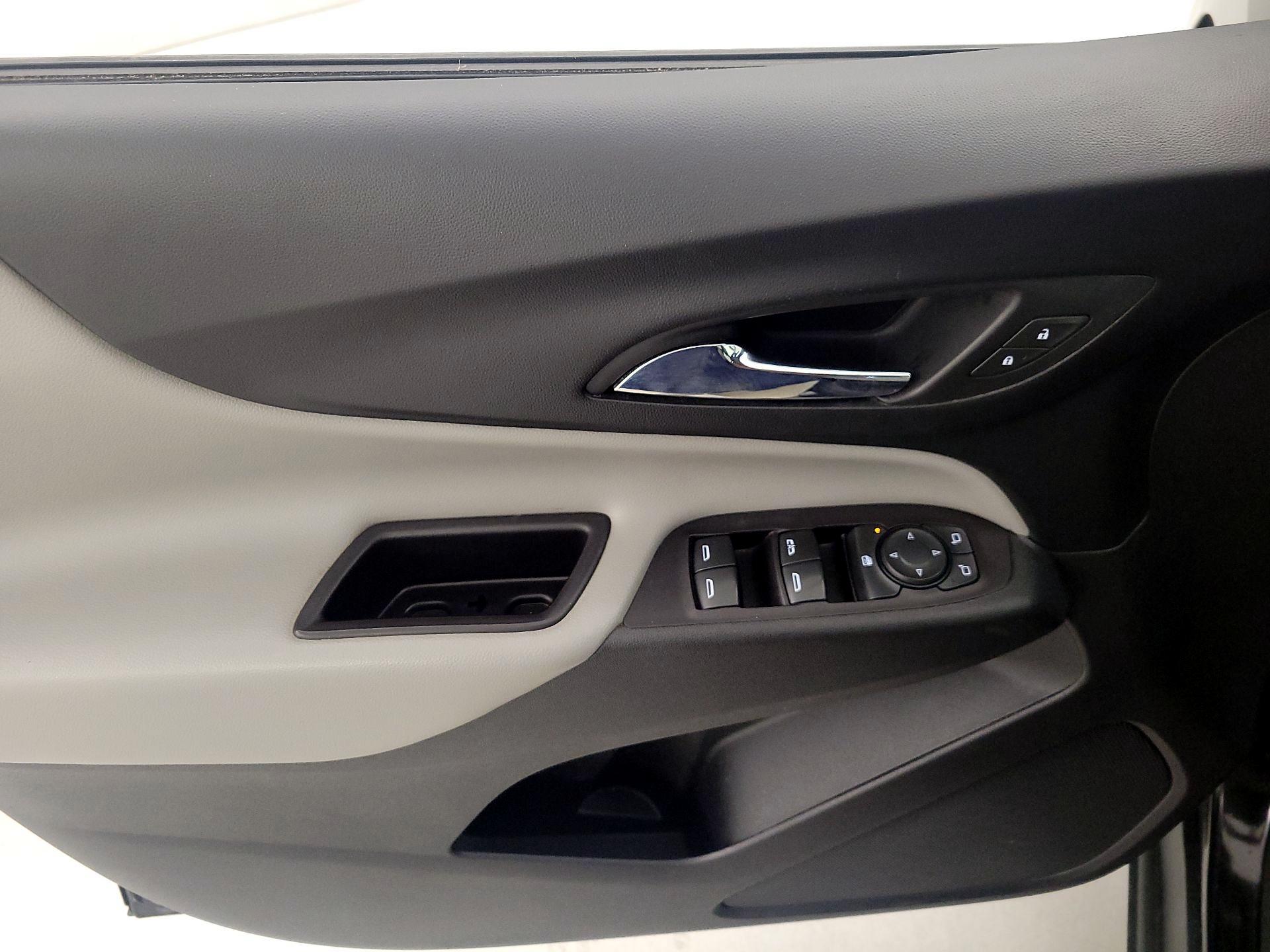 Thumbnail: 2020 Chevrolet Equinox - 12