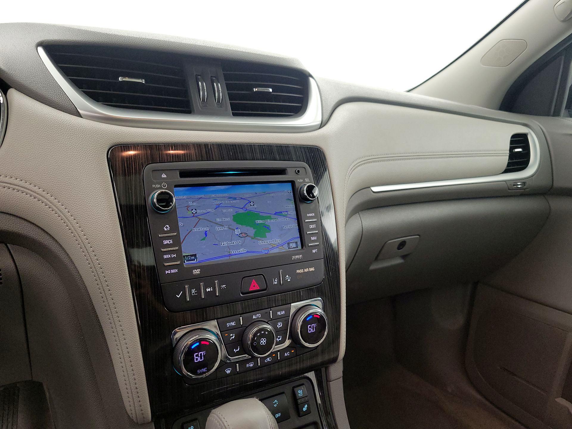 Thumbnail: 2016 Chevrolet Traverse - 14