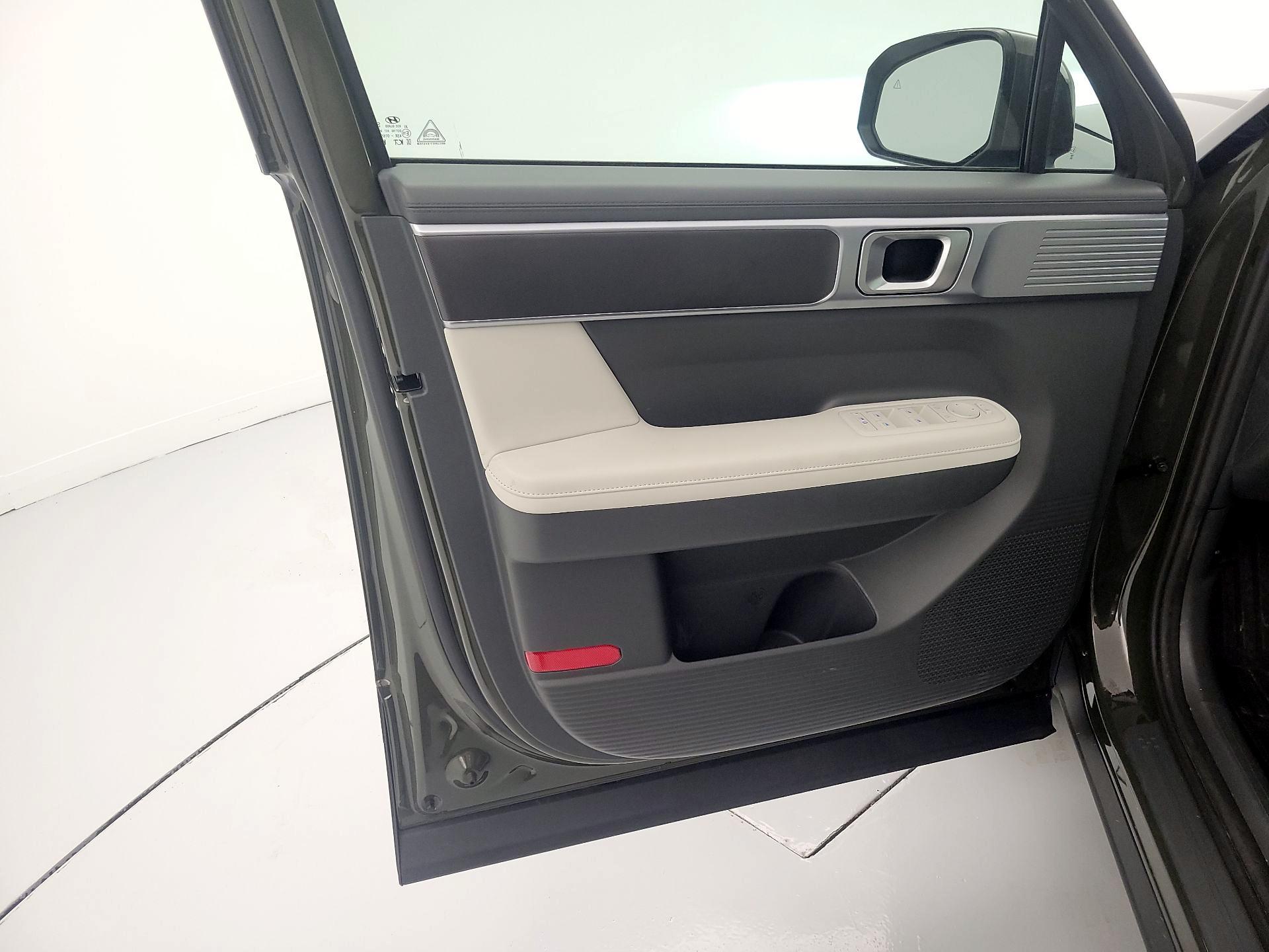 Thumbnail: 2024 Hyundai Santa Fe - 12