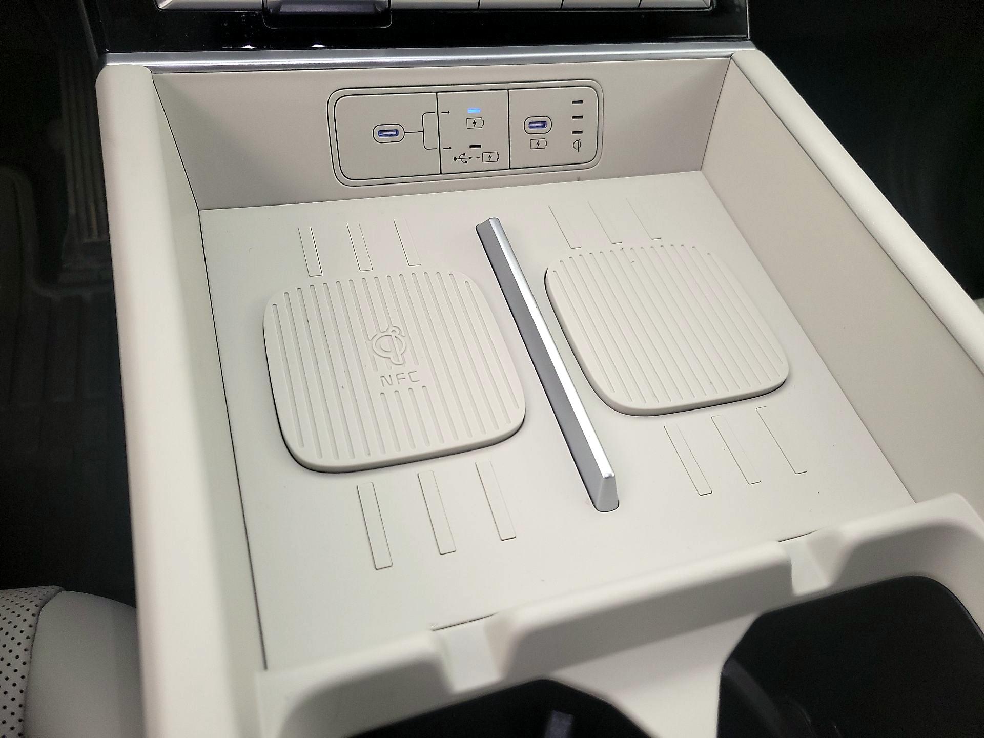 Thumbnail: 2024 Hyundai Santa Fe - 18