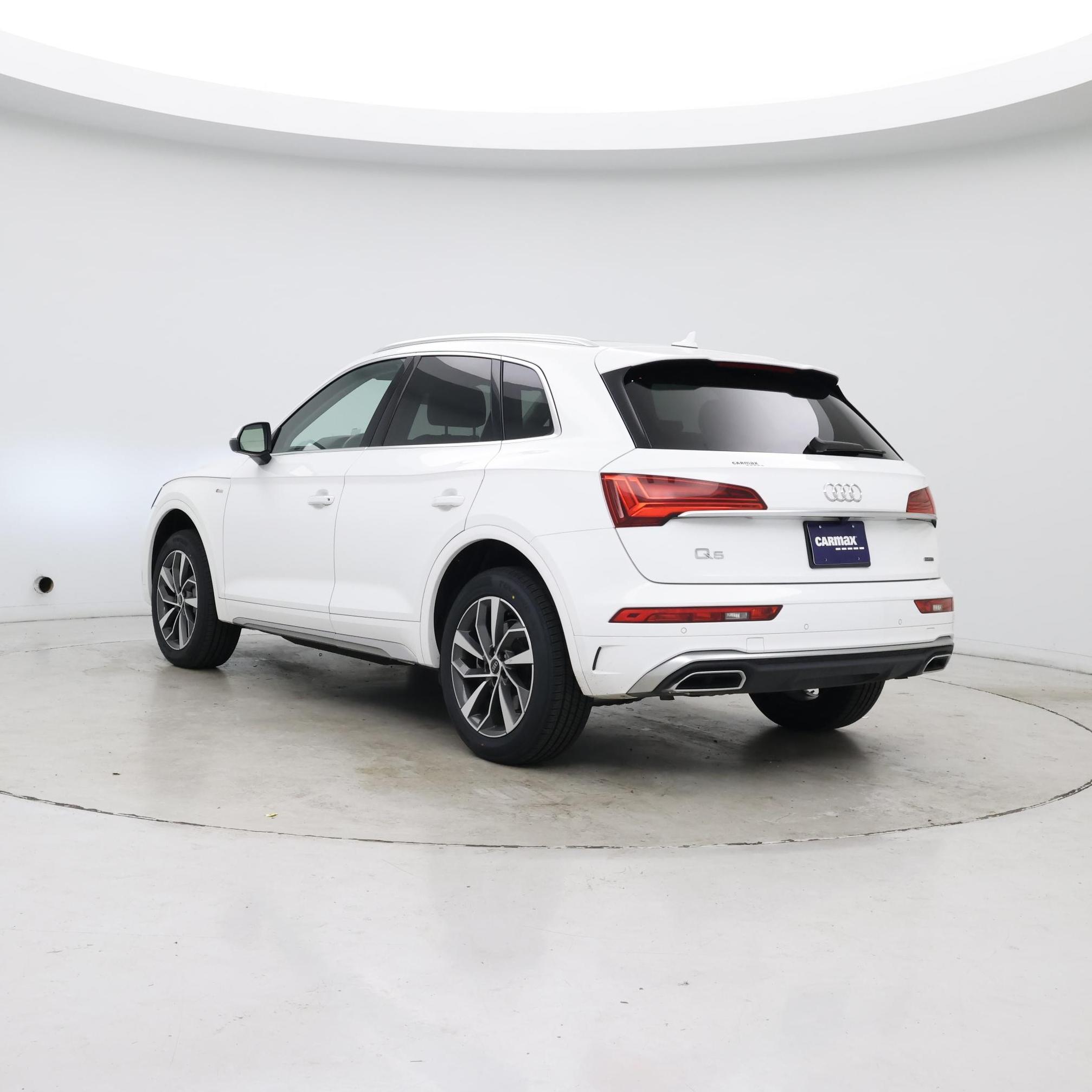 Thumbnail: 2024 Audi Q5 - 2