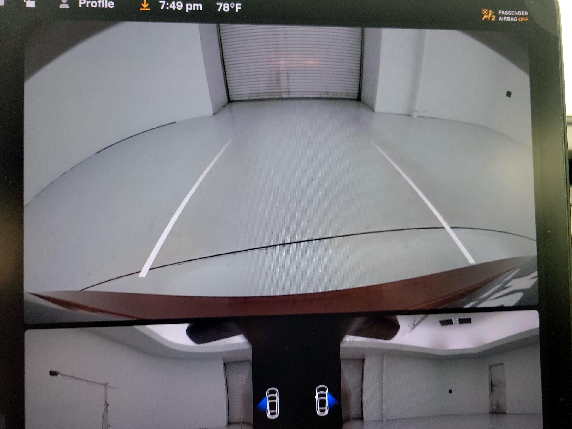 Thumbnail: 2022 Tesla Model 3 - 14