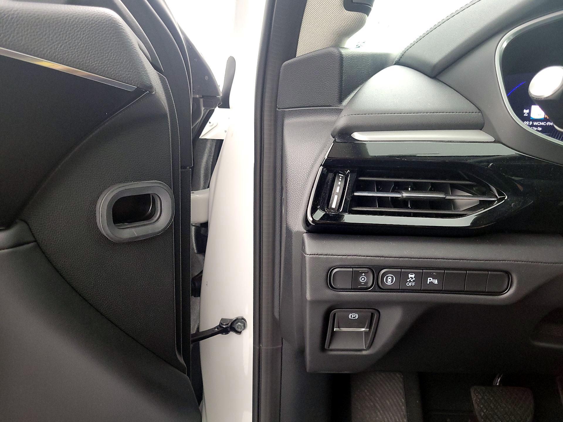 Thumbnail: 2025 Acura MDX - 13