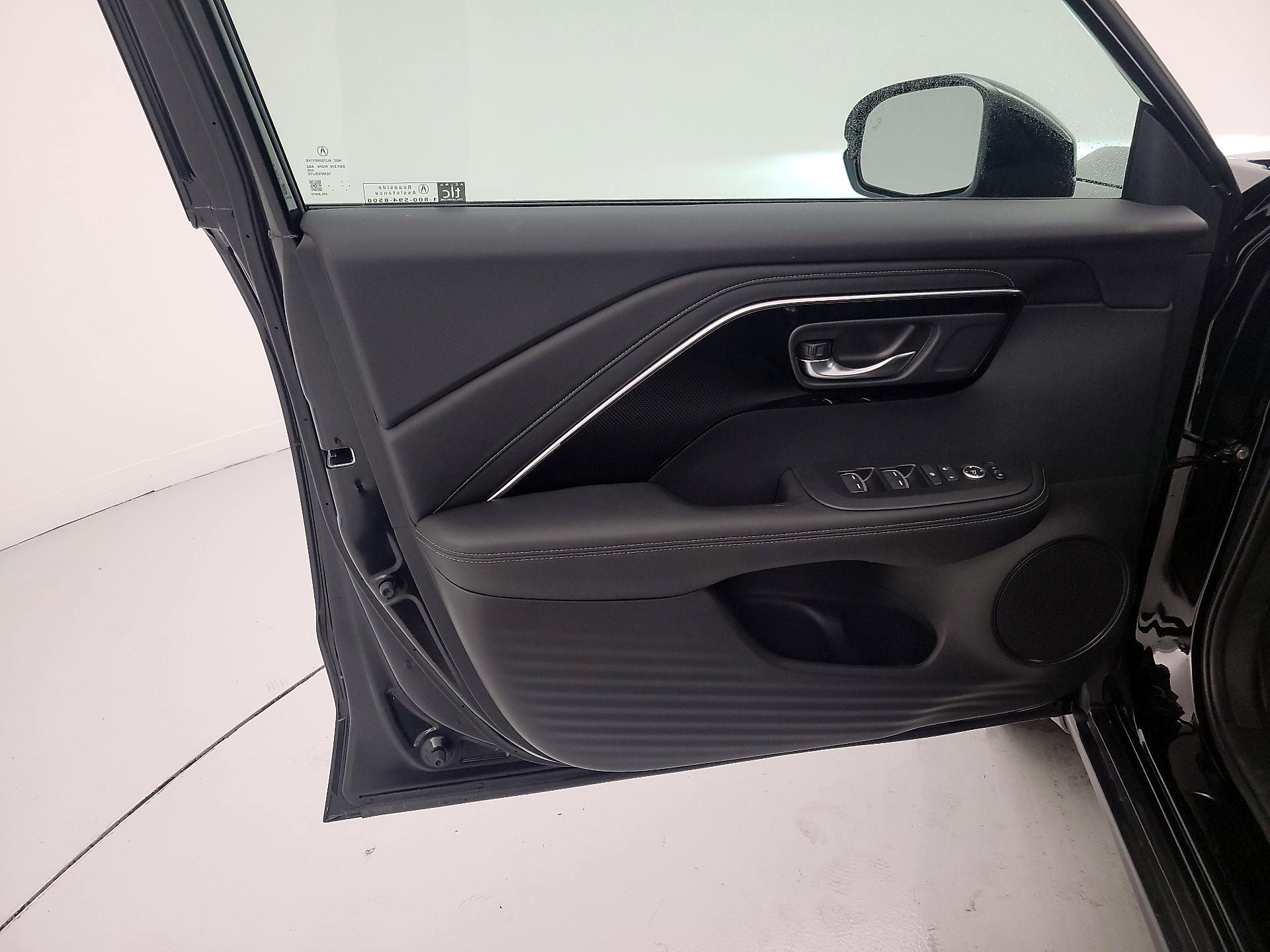 Thumbnail: 2025 Acura ADX - 12