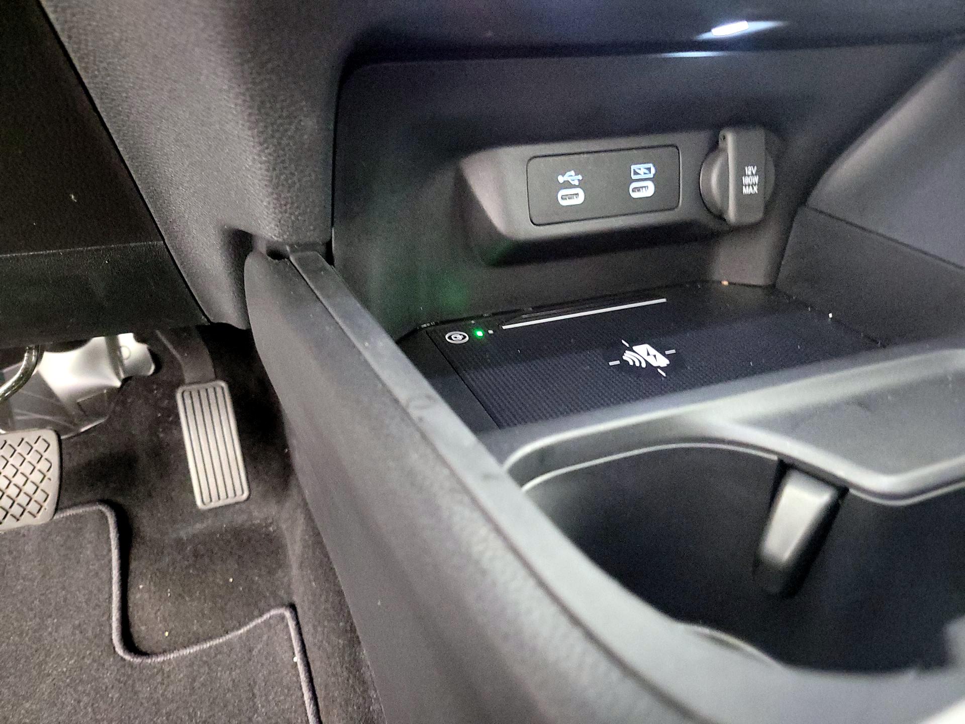 Thumbnail: 2025 Acura ADX - 18