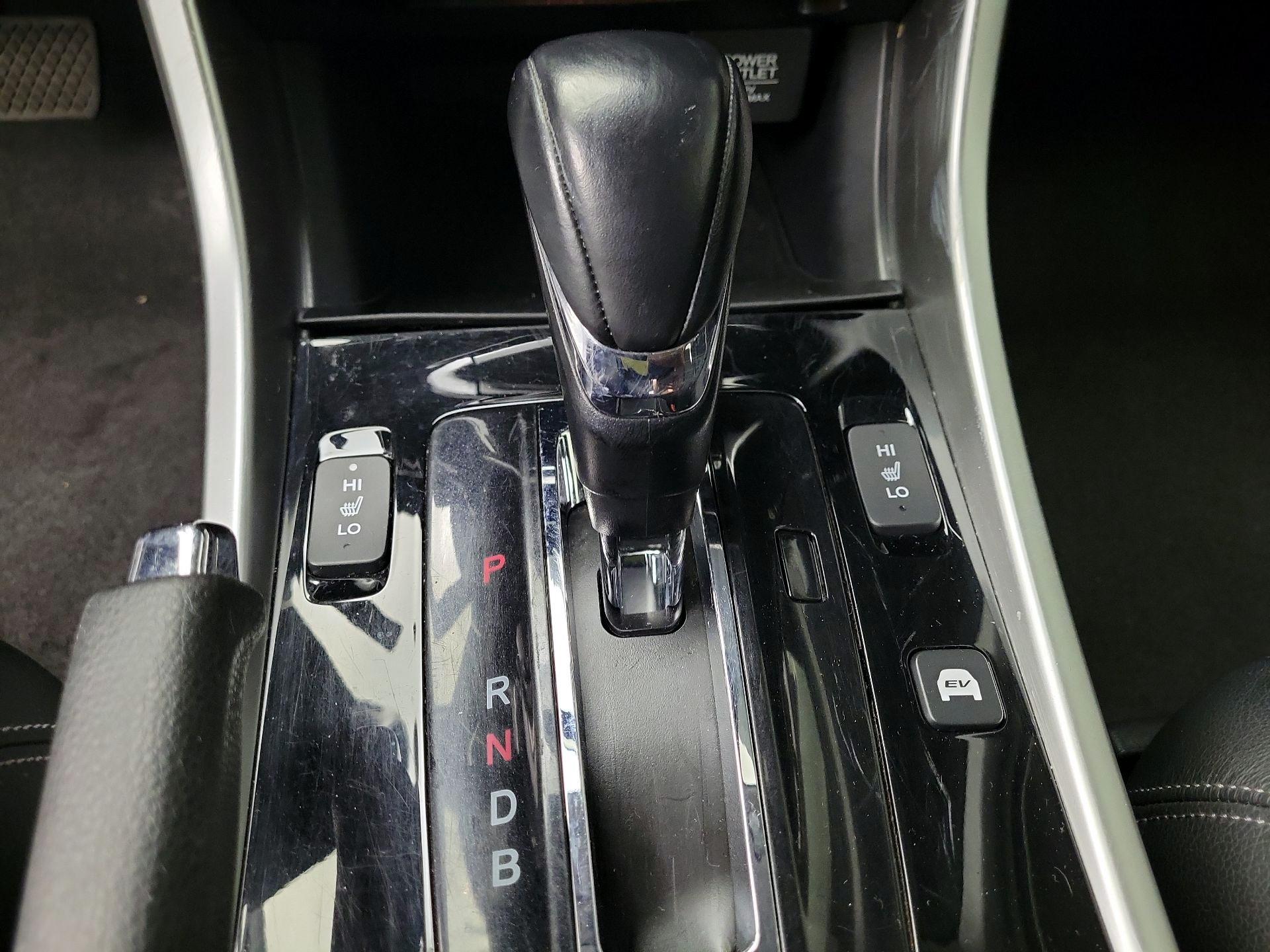 Thumbnail: 2017 Honda Accord - 17