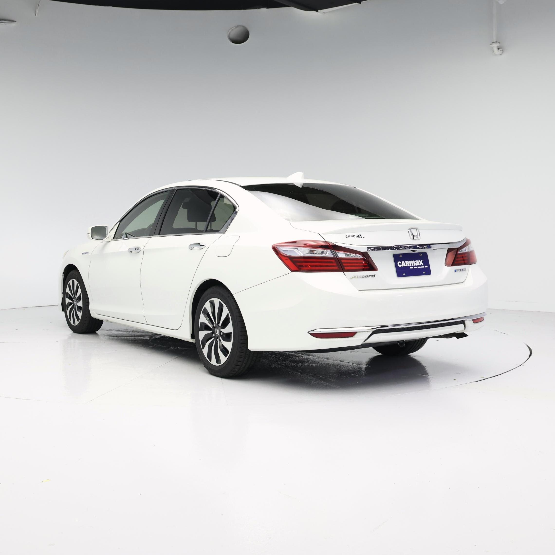 Thumbnail: 2017 Honda Accord - 2