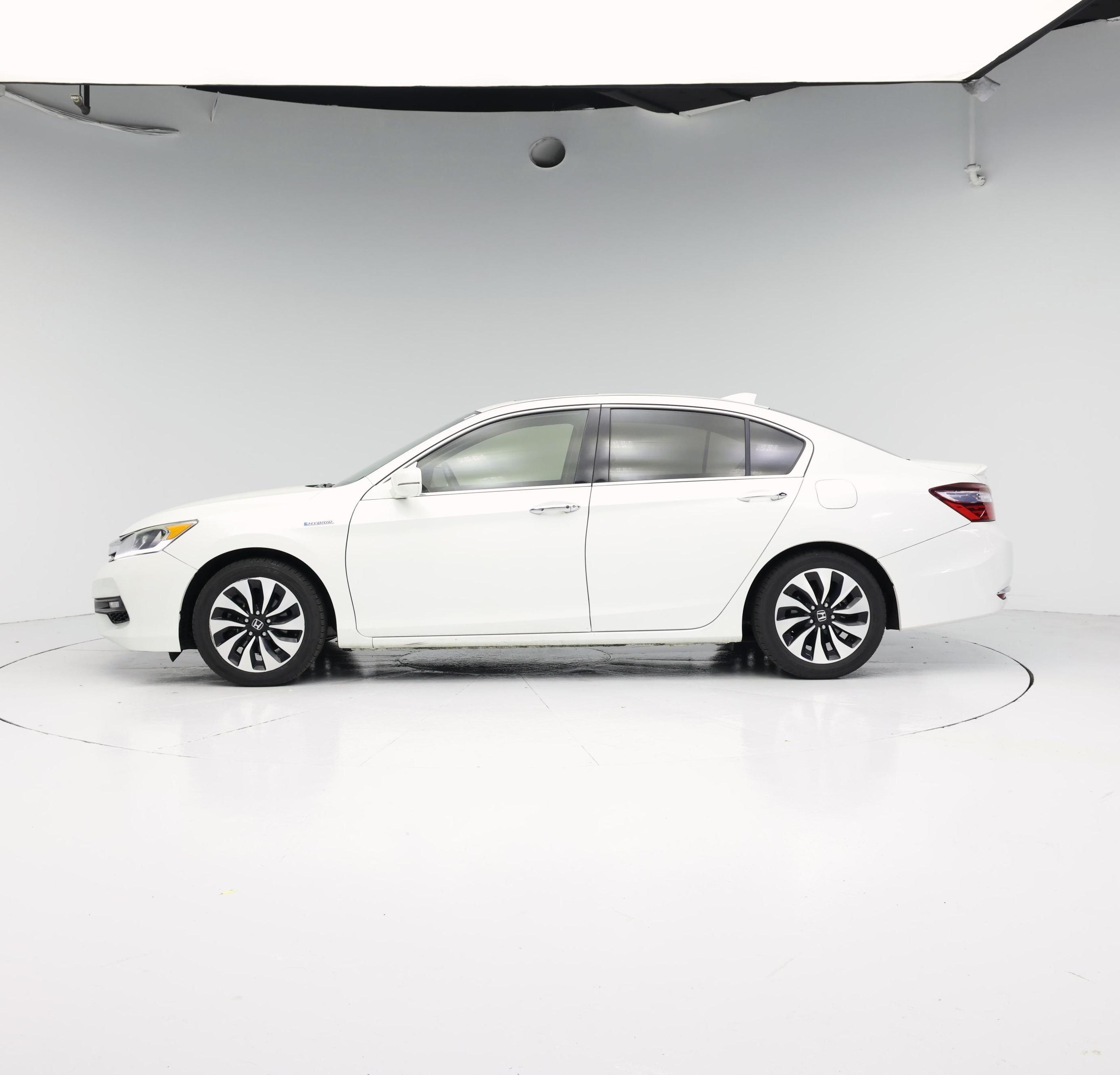 Thumbnail: 2017 Honda Accord - 3
