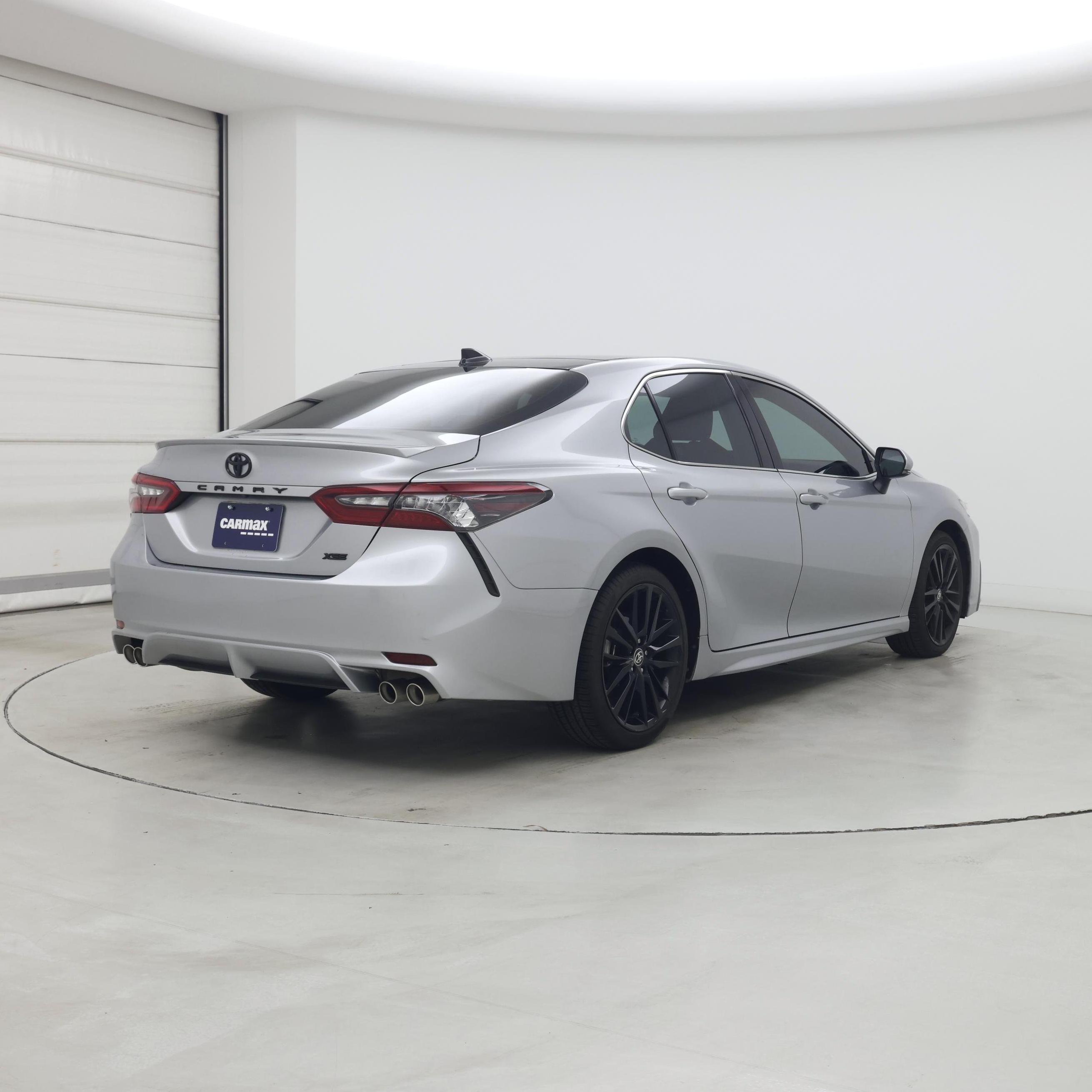 Thumbnail: 2022 Toyota Camry - 8