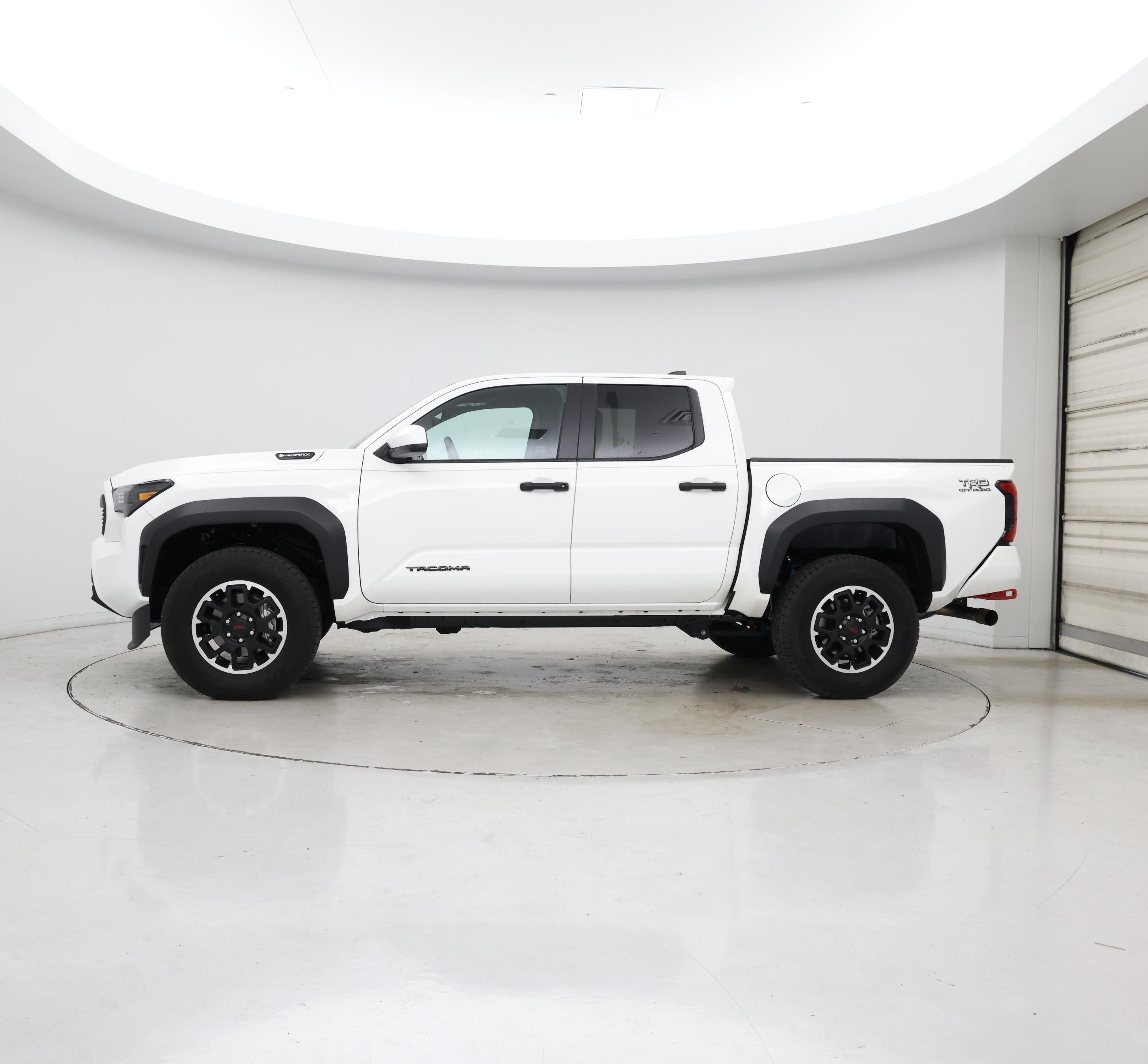 Thumbnail: 2025 Toyota Tacoma - 3