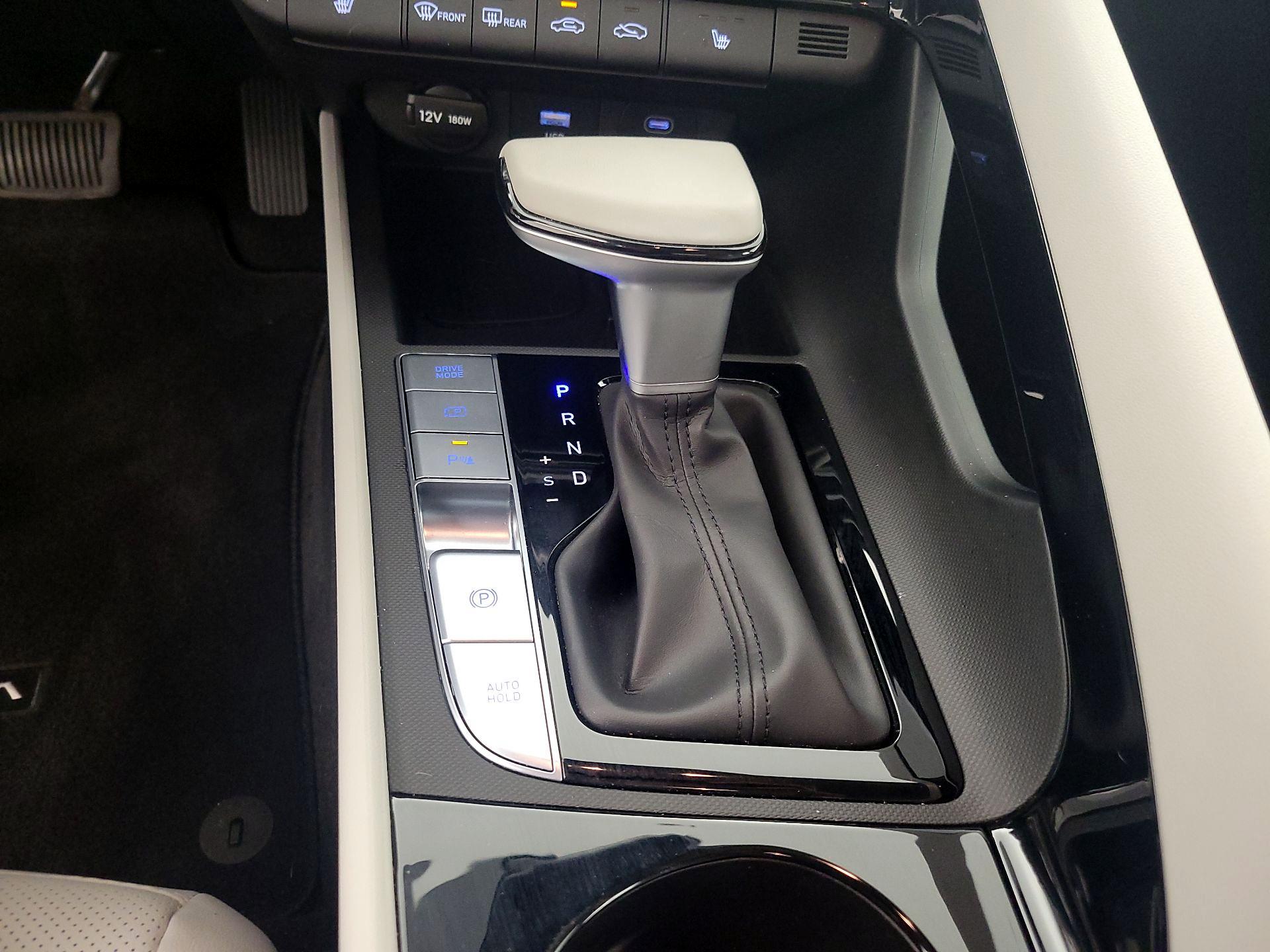 Thumbnail: 2024 Hyundai Elantra - 18