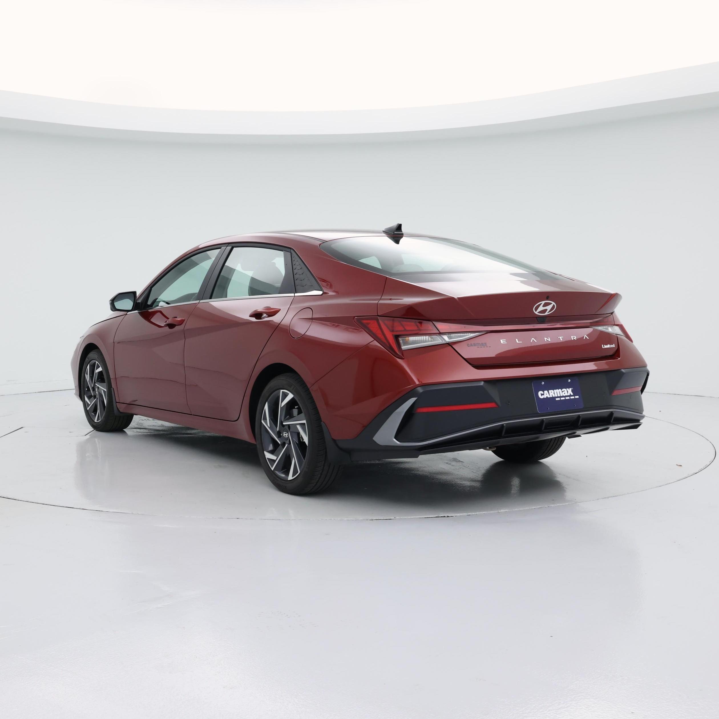 Thumbnail: 2024 Hyundai Elantra - 2